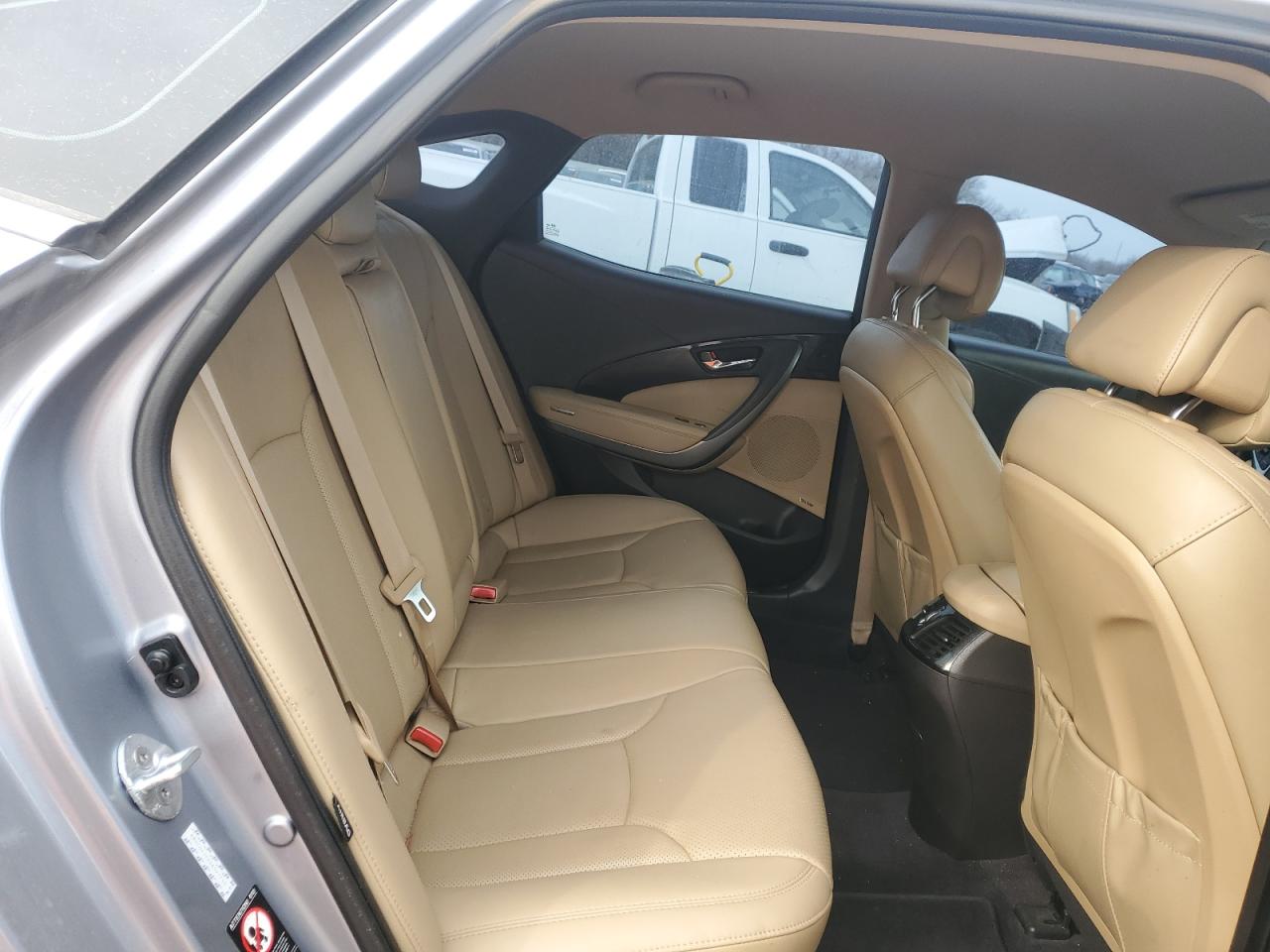 2016 Hyundai Azera - Image 10