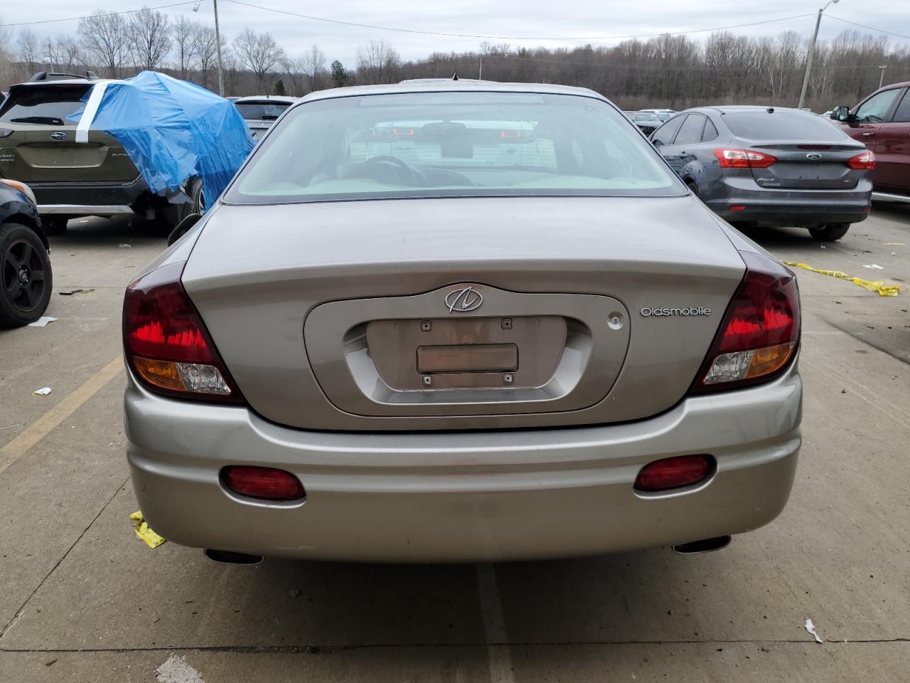 2002 Oldsmobile Aurora - Image 6