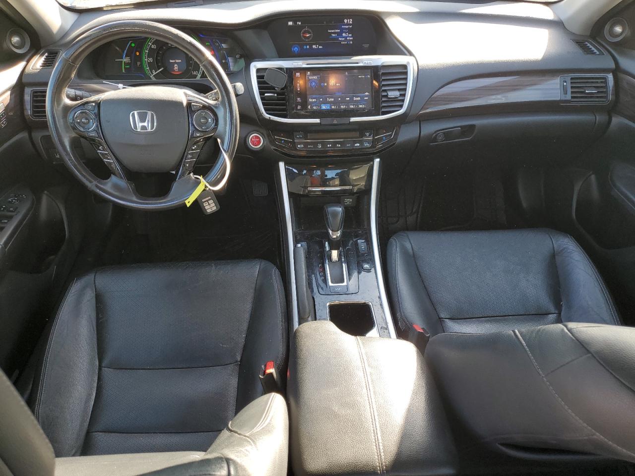 2017 Honda Accord - Image 8