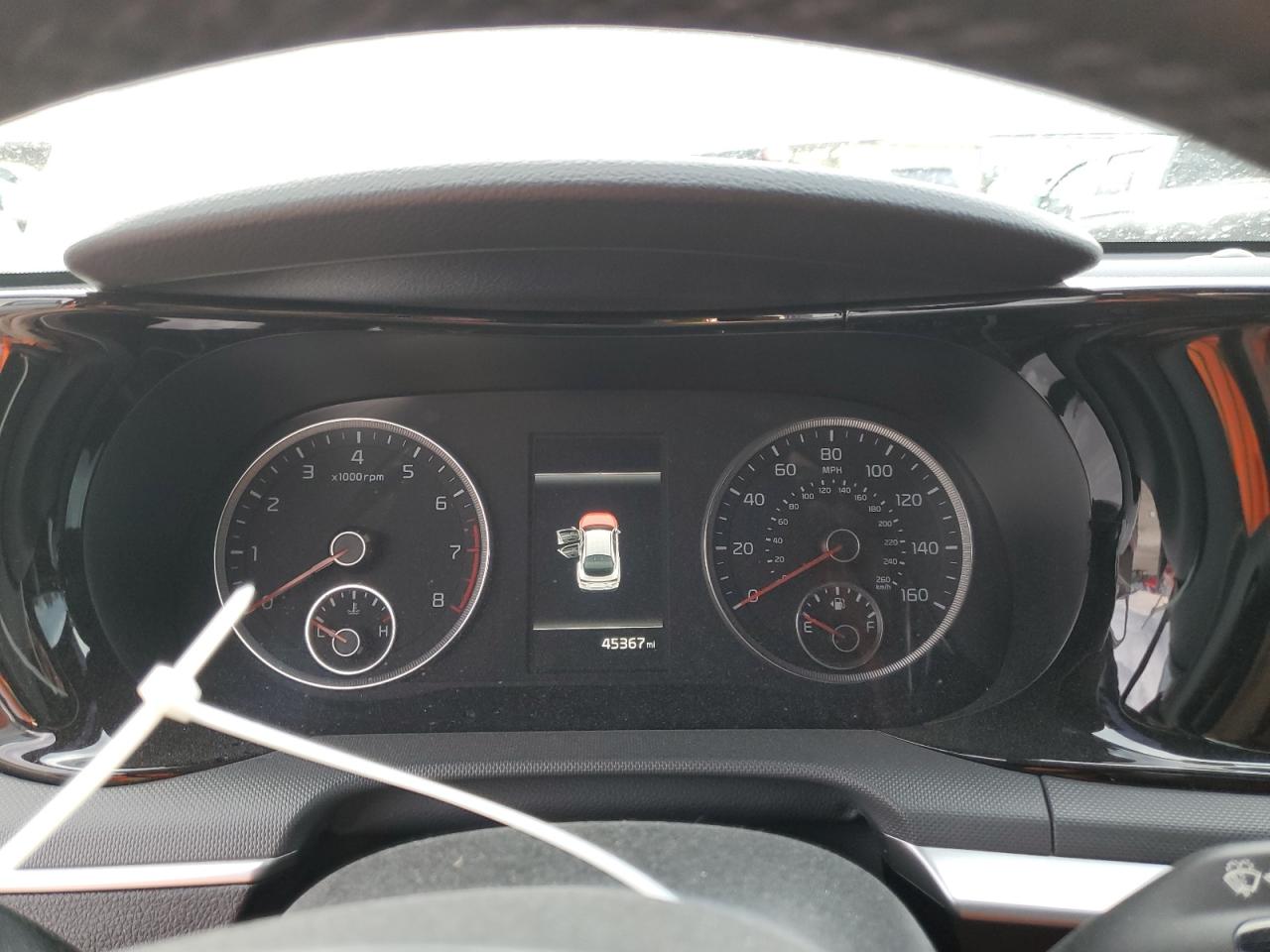 2022 Kia K5 - Image 9