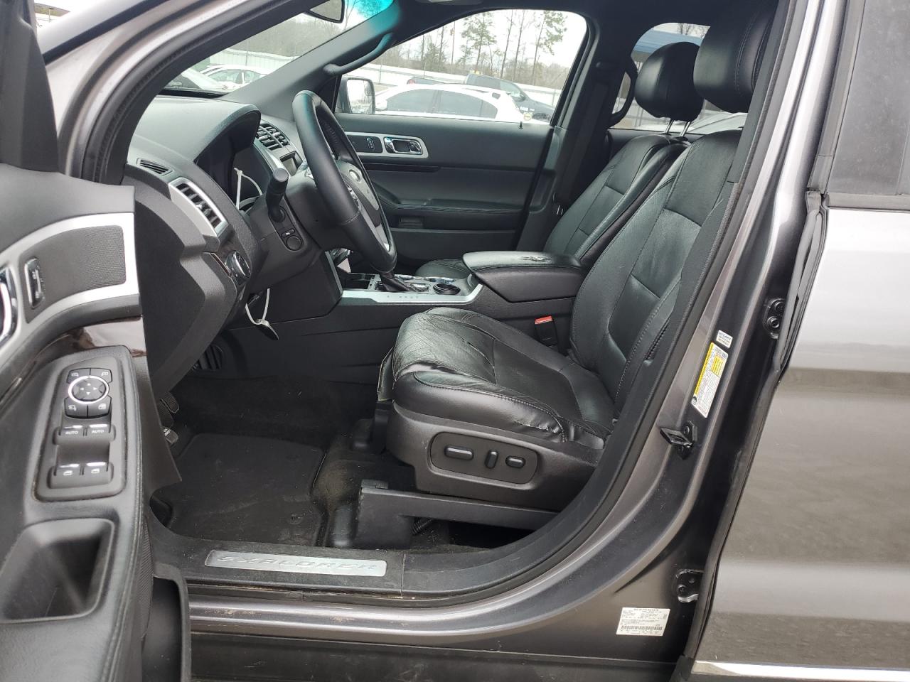 2014 Ford Explorer - Image 7