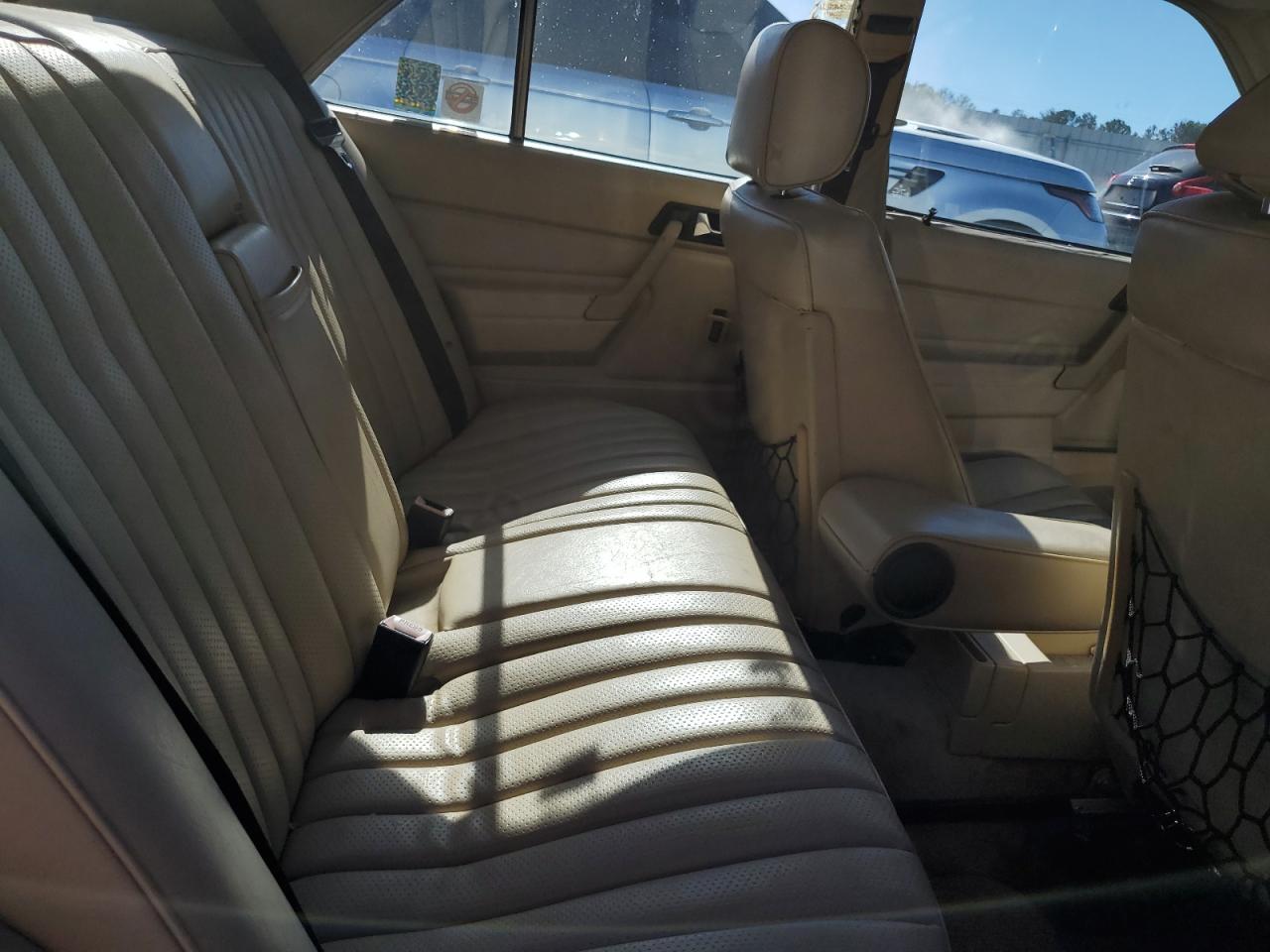 1990 Mercedes-Benz 190 (W201) - Image 10