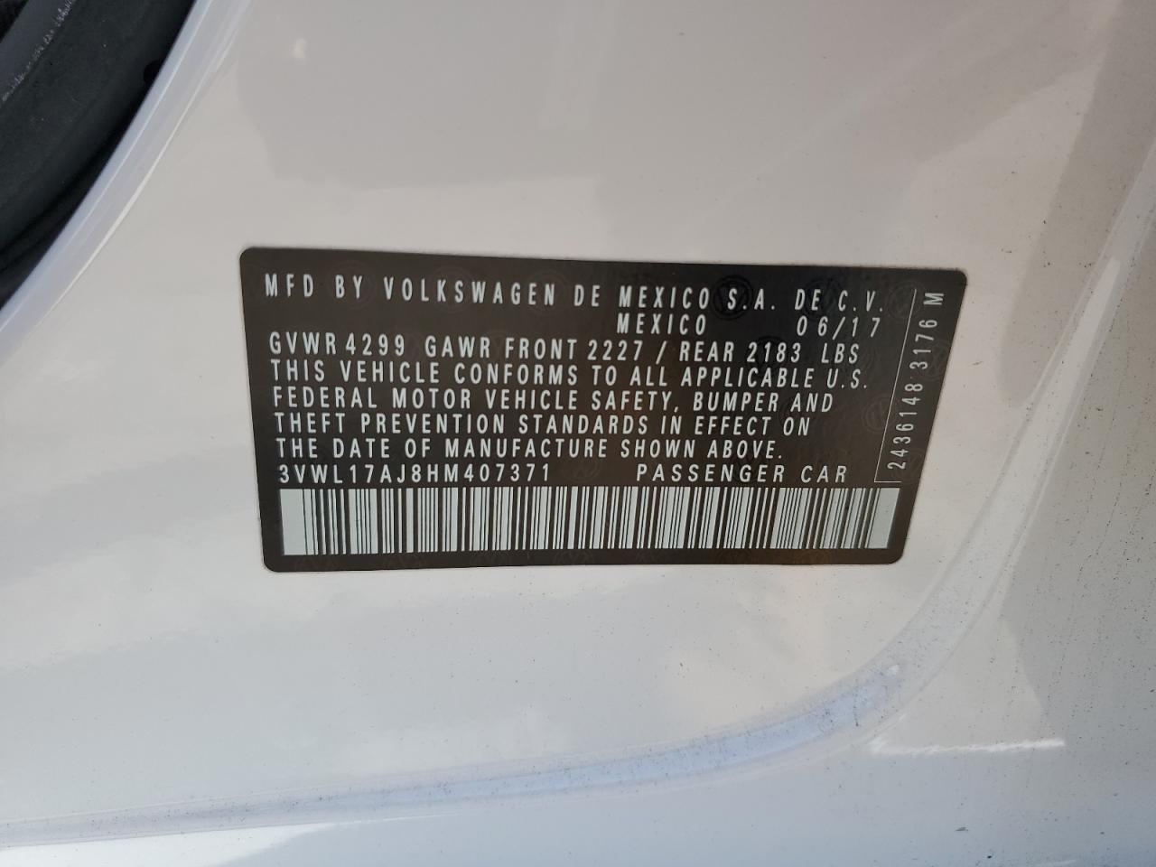 2017 Volkswagen Jetta - Image 15