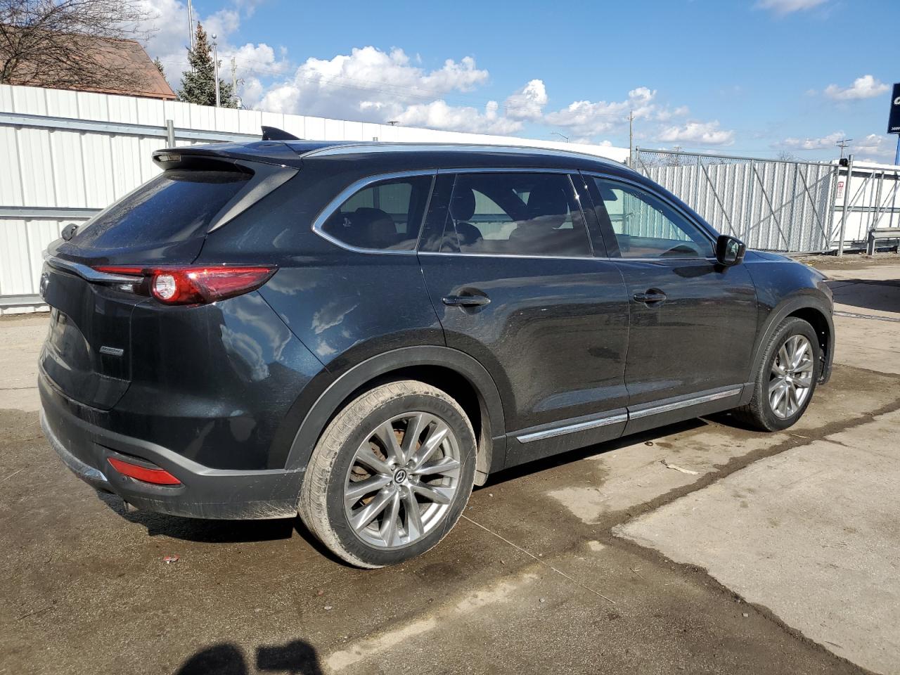 2017 Mazda CX-9 - Image 3