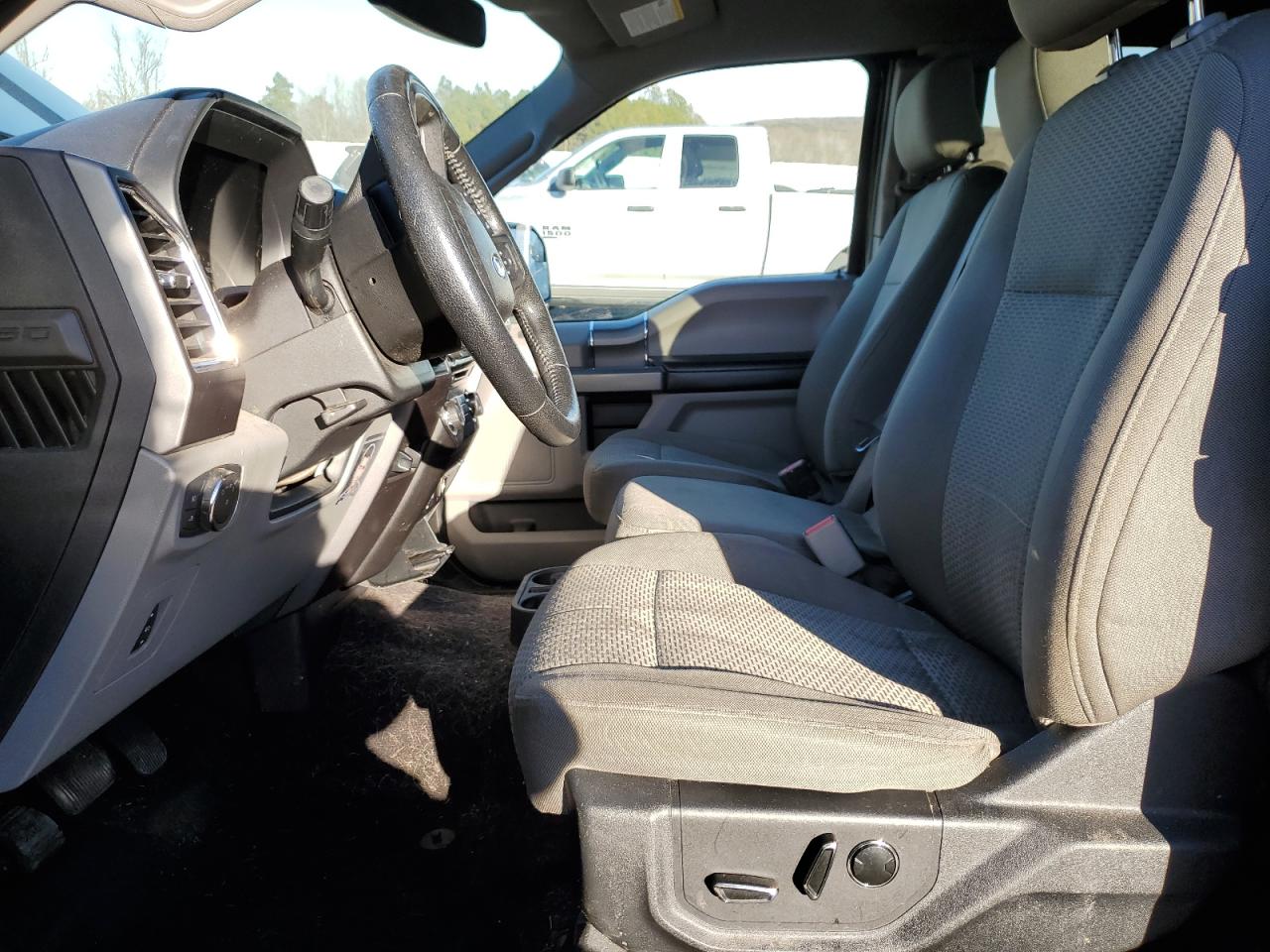 2015 Ford F-150 - Image 7