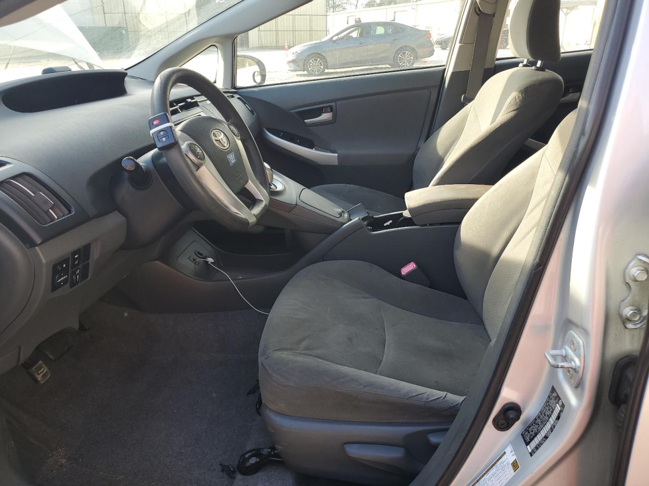 2011 Toyota Prius - Image 7