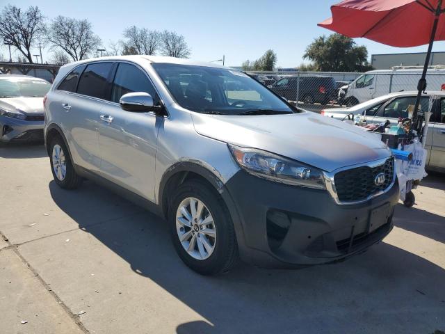  KIA SORENTO 2019 Серебристый