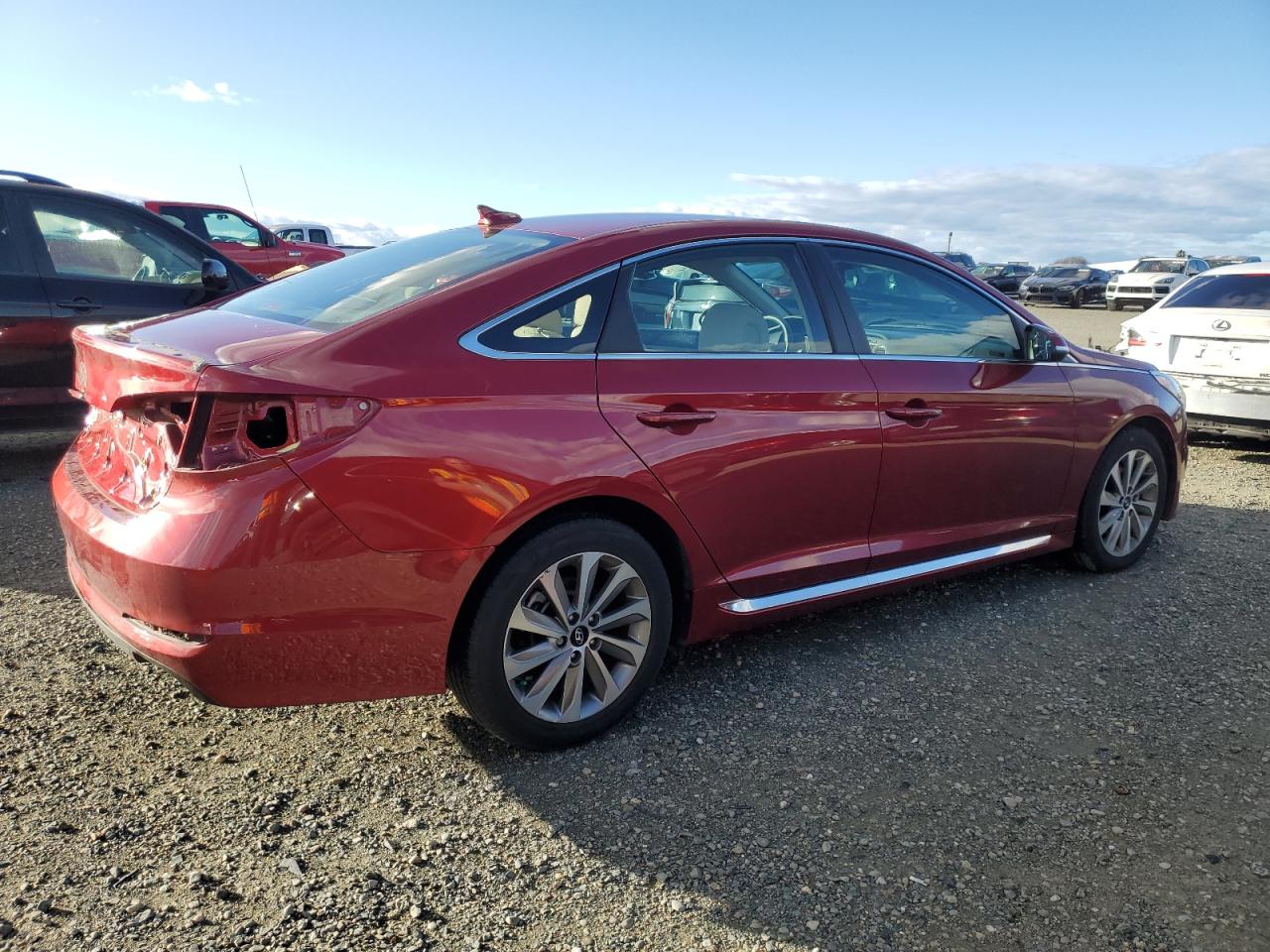 2016 Hyundai Sonata - Image 3