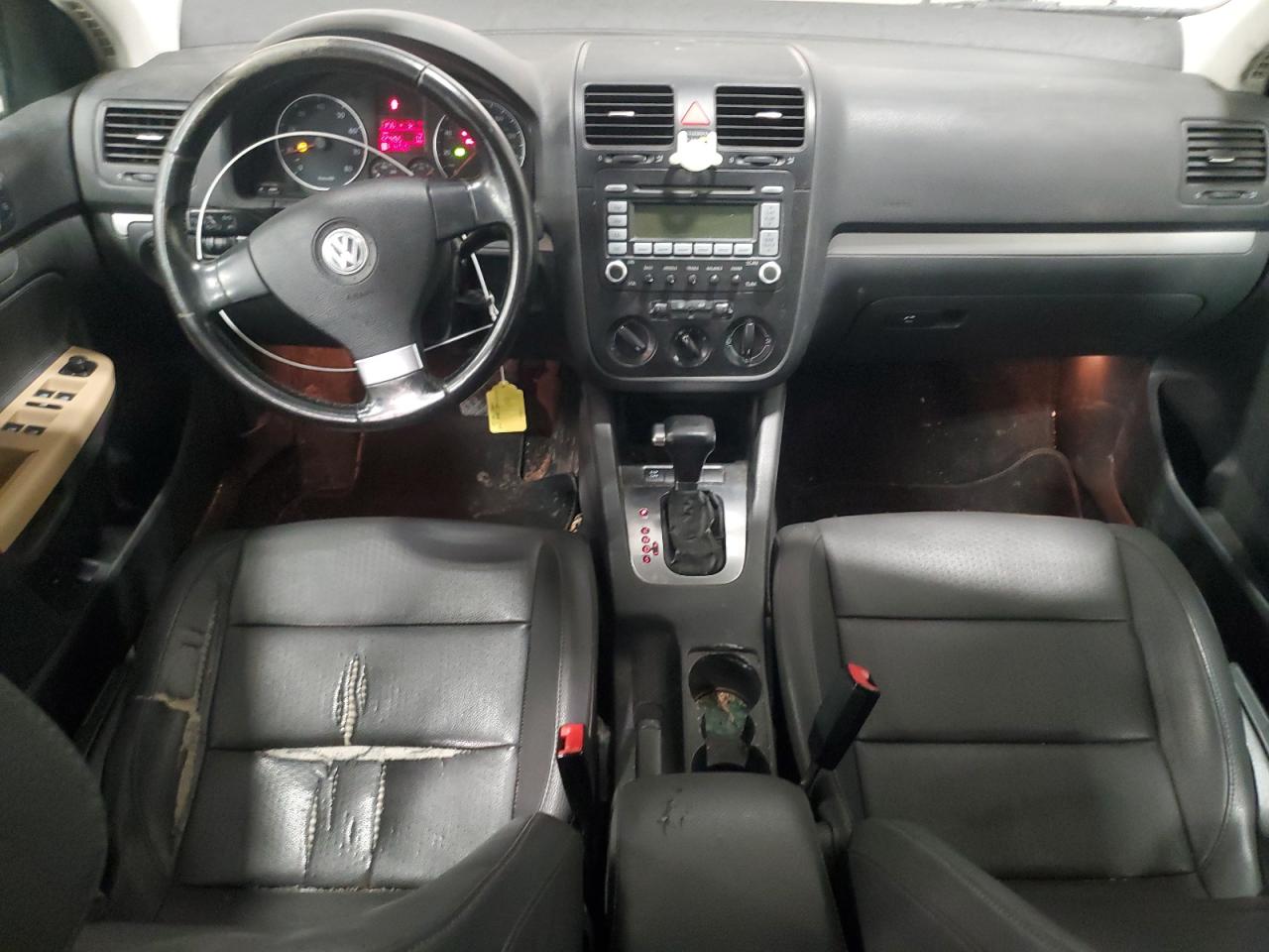2008 Volkswagen Jetta - Image 8