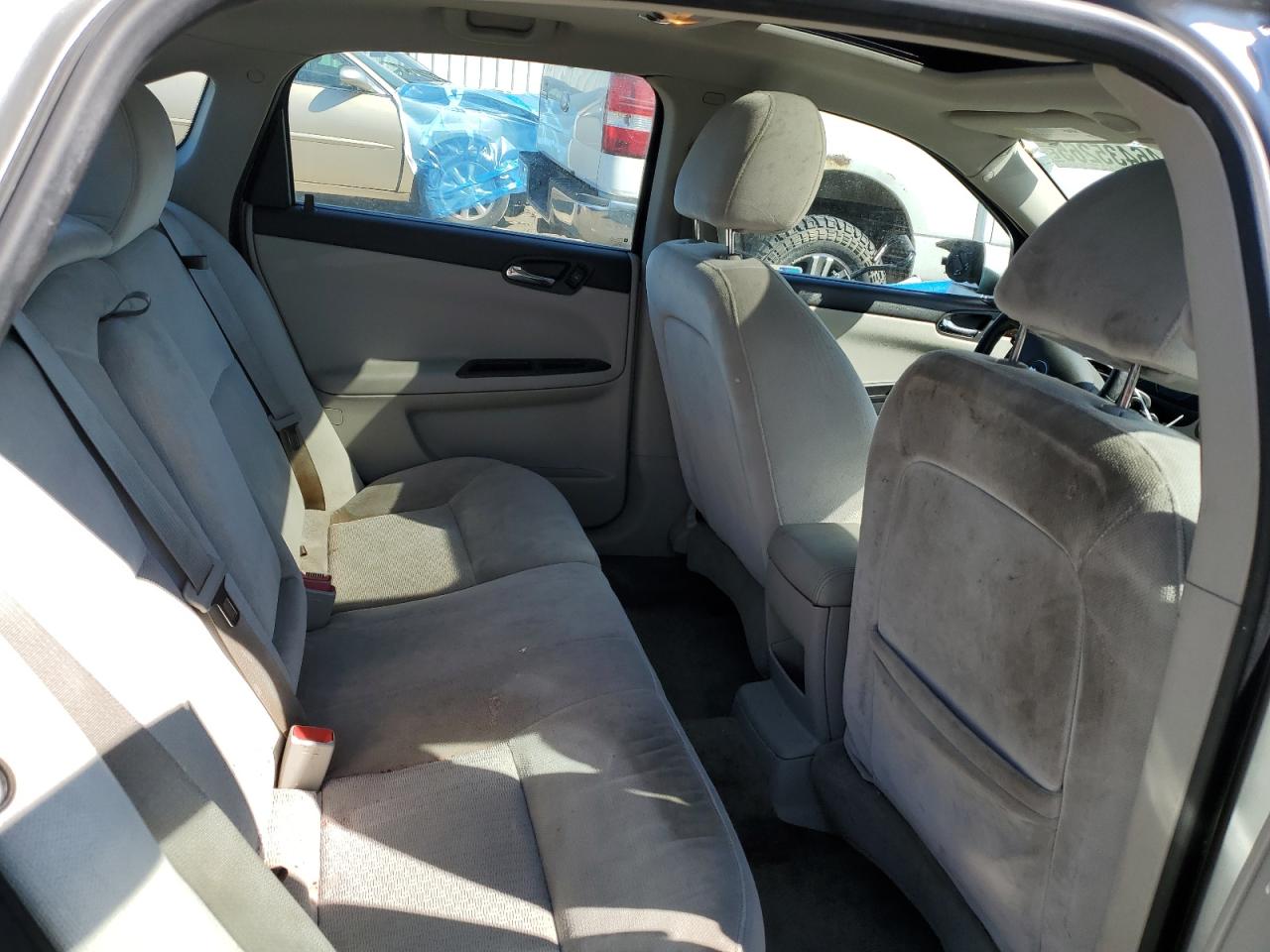 2012 Chevrolet Impala - Image 10