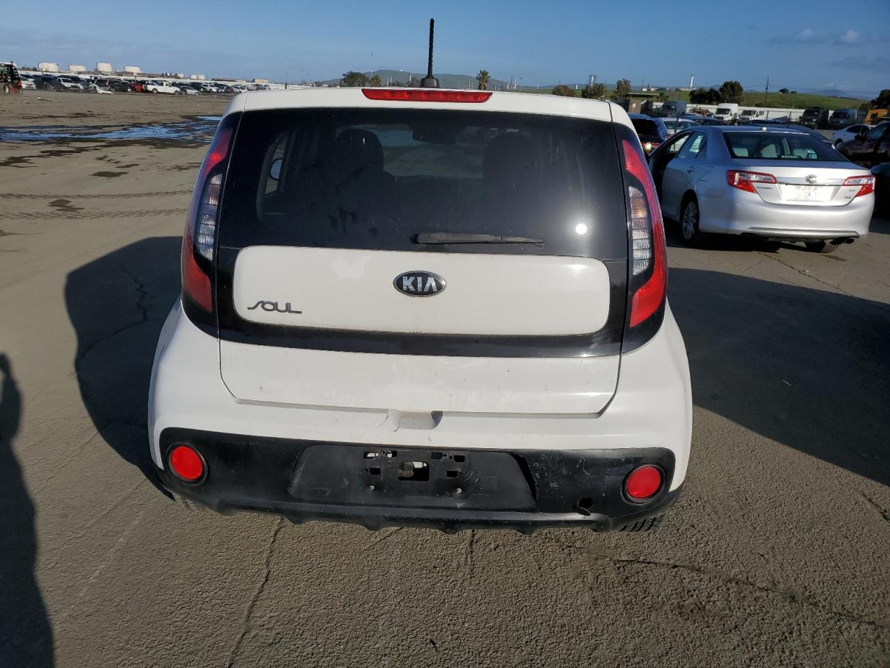 2017 Kia Soul - Image 6