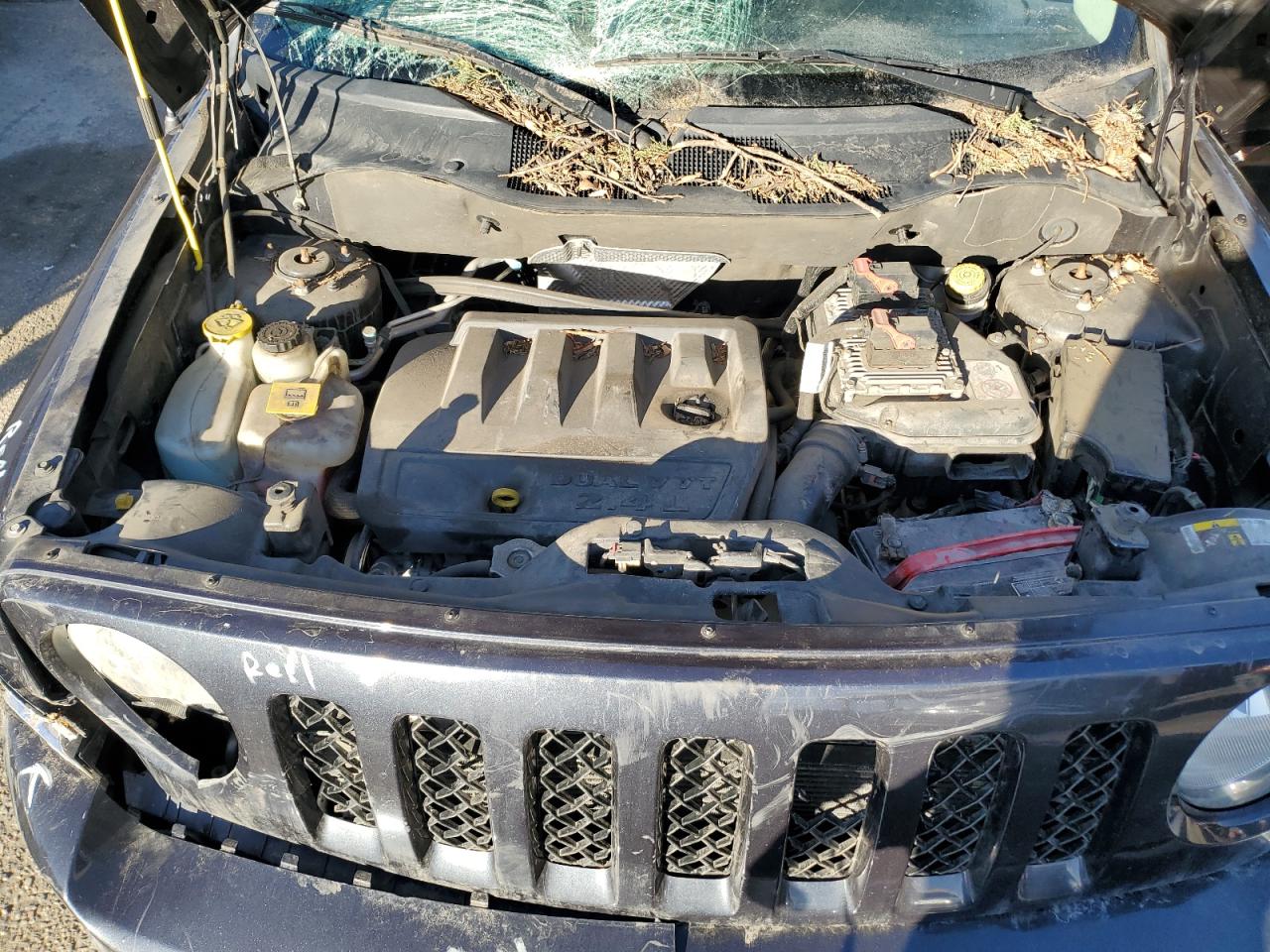 2016 Jeep Liberty (Patriot) - Image 12
