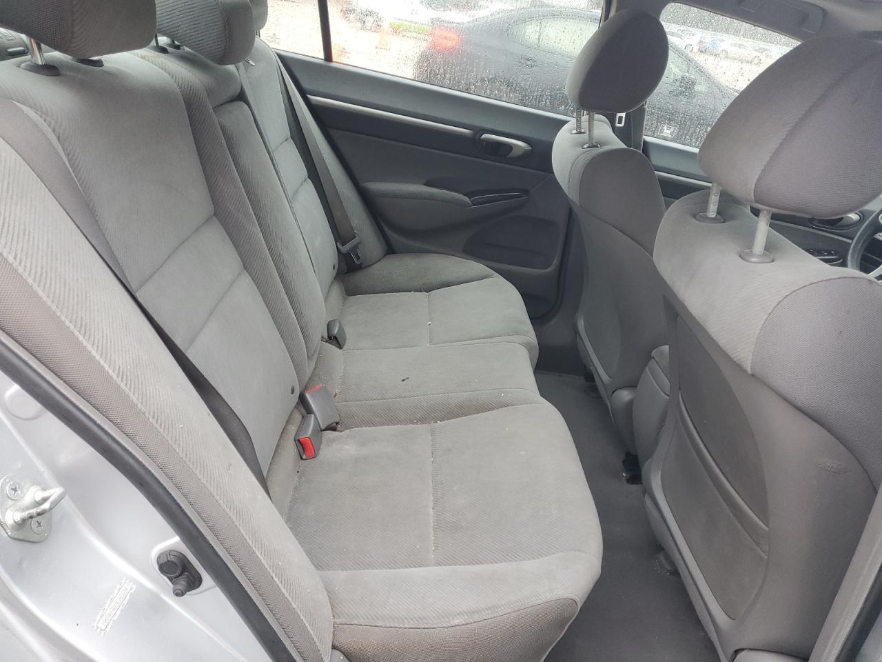 2011 Honda Civic - Image 11