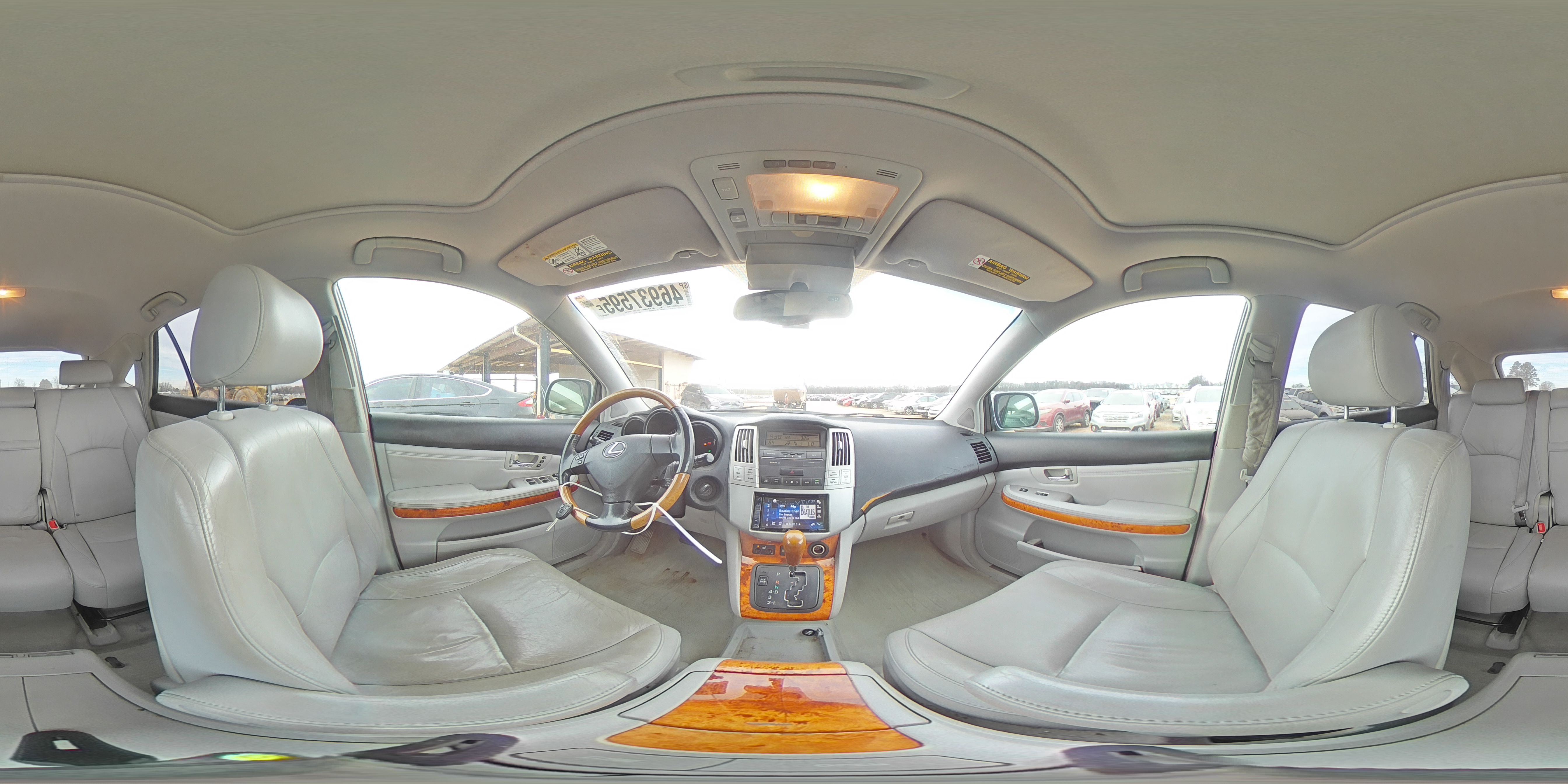 2005 Lexus RX - Image 13