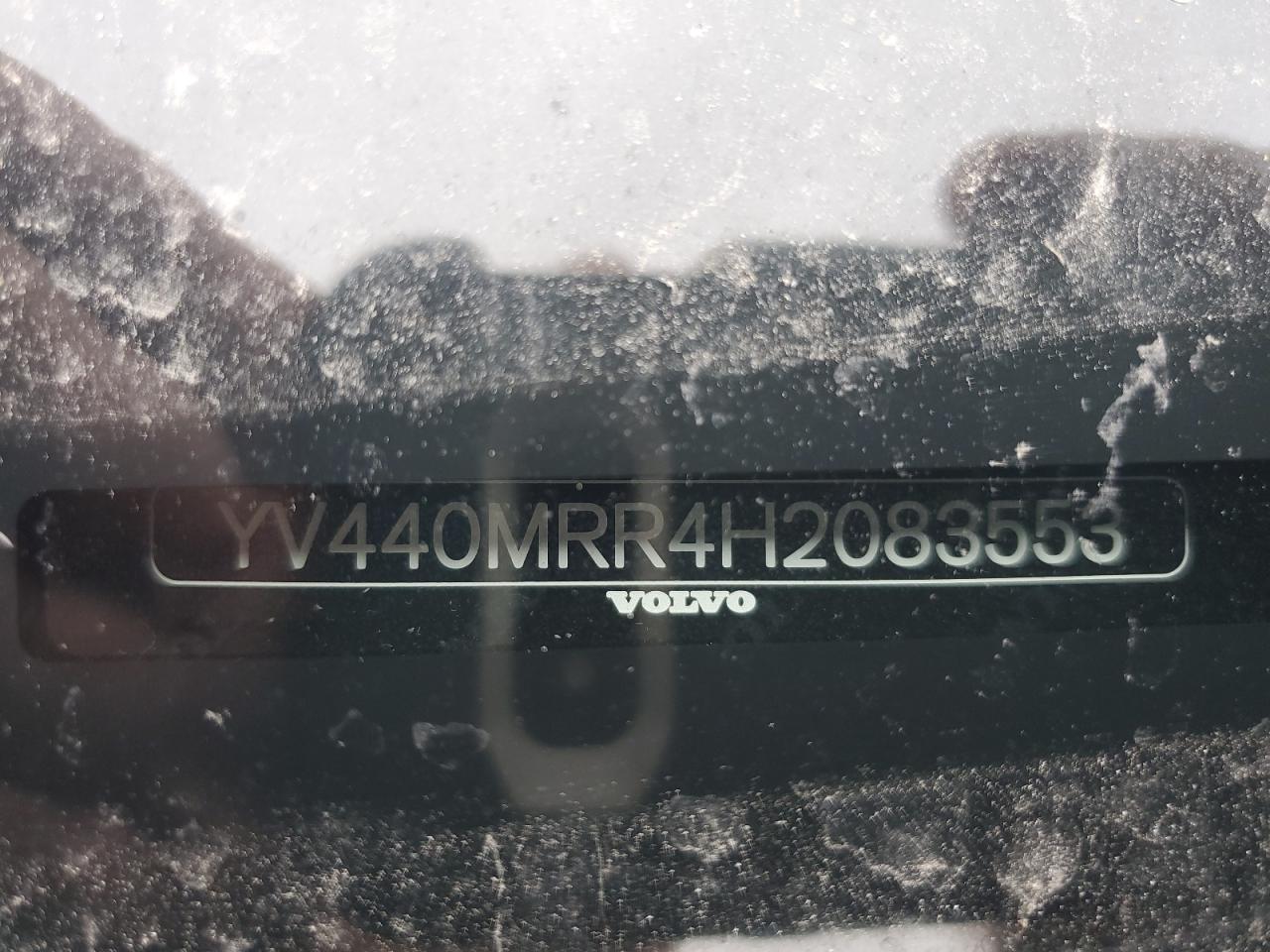 2017 Volvo XC60 - Image 14