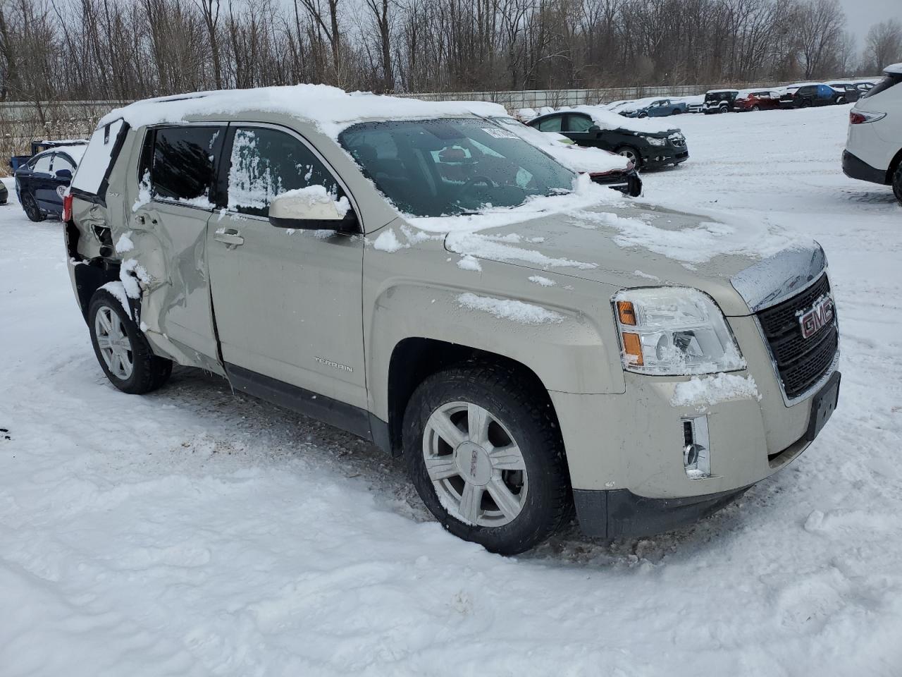 2014 GMC Terrain - Image 4