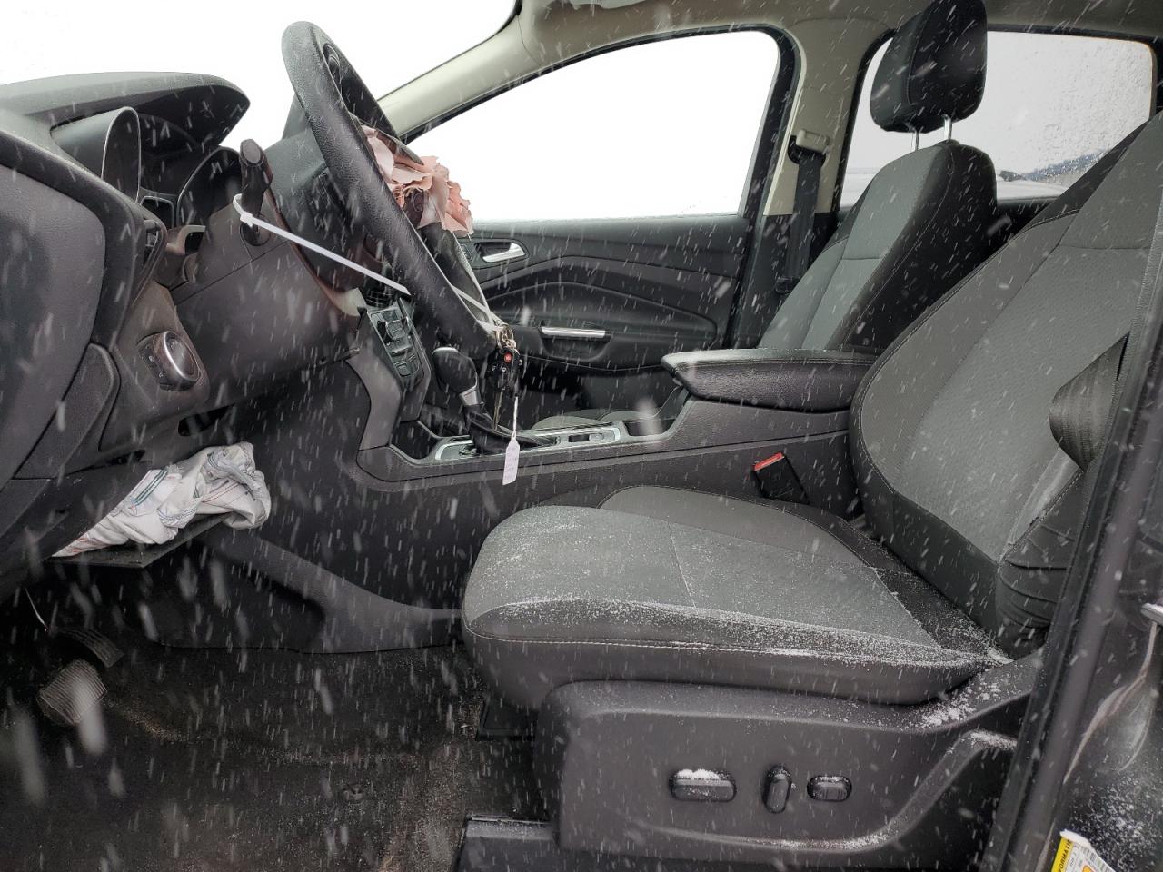 1FMCU0GD3HUA13190 FORD ESCAPE 2017