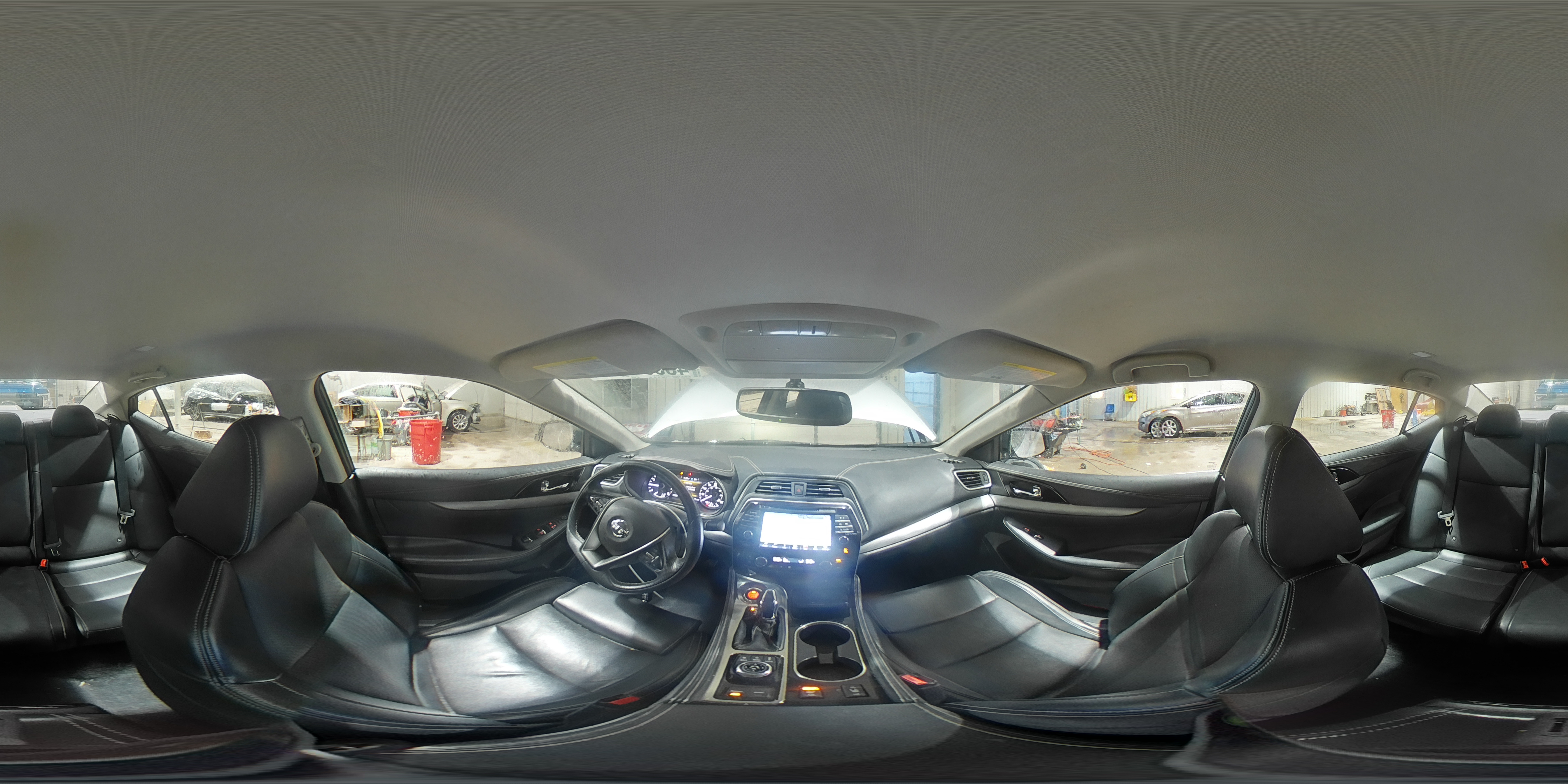 2018 Nissan Maxima - Image 14