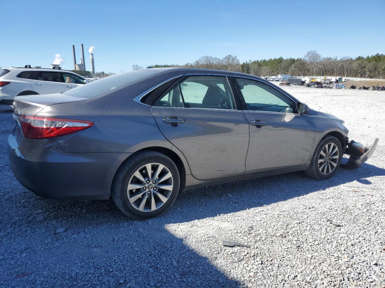 2015 Toyota Camry - Image 3