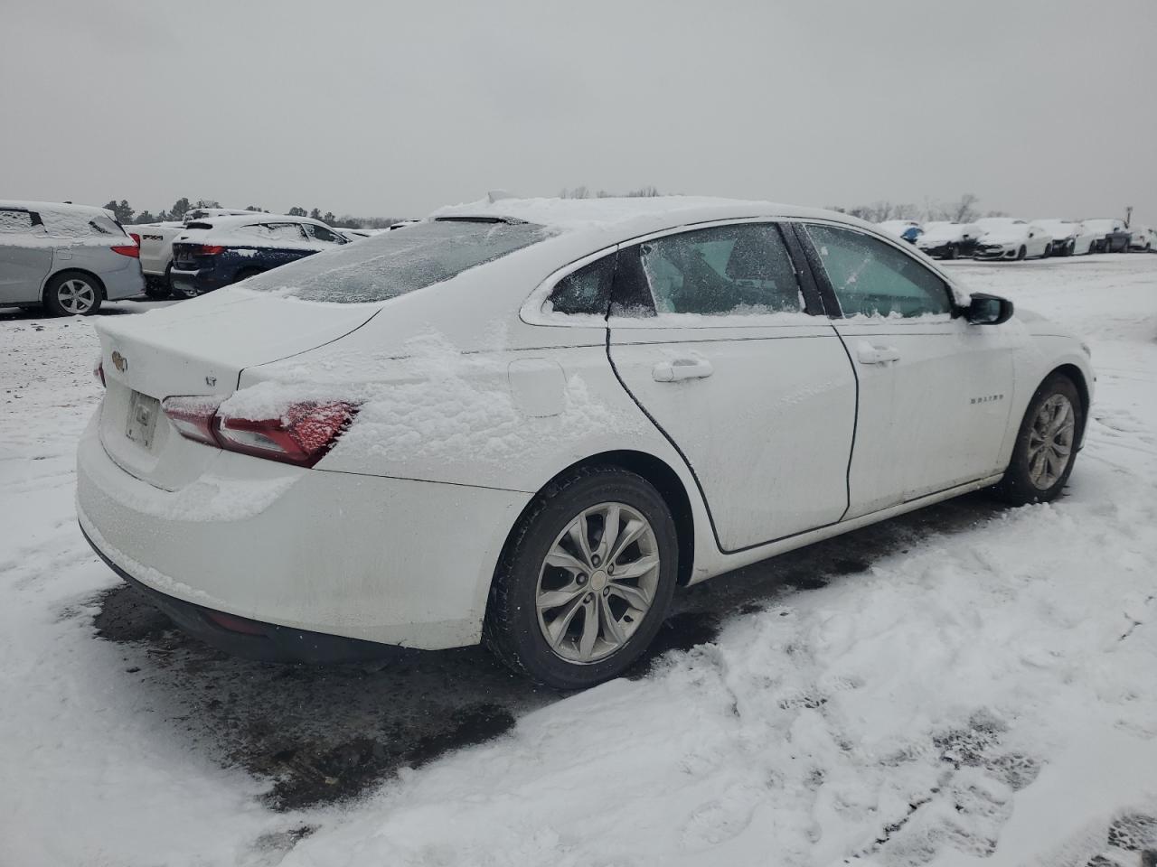 1G1ZD5ST2KF104661 CHEVROLET MALIBU 2019