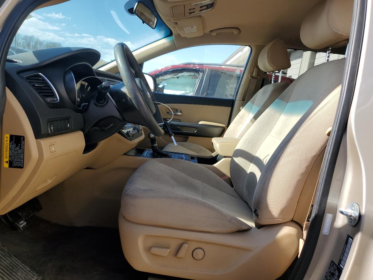 2015 Kia Sedona - Image 7