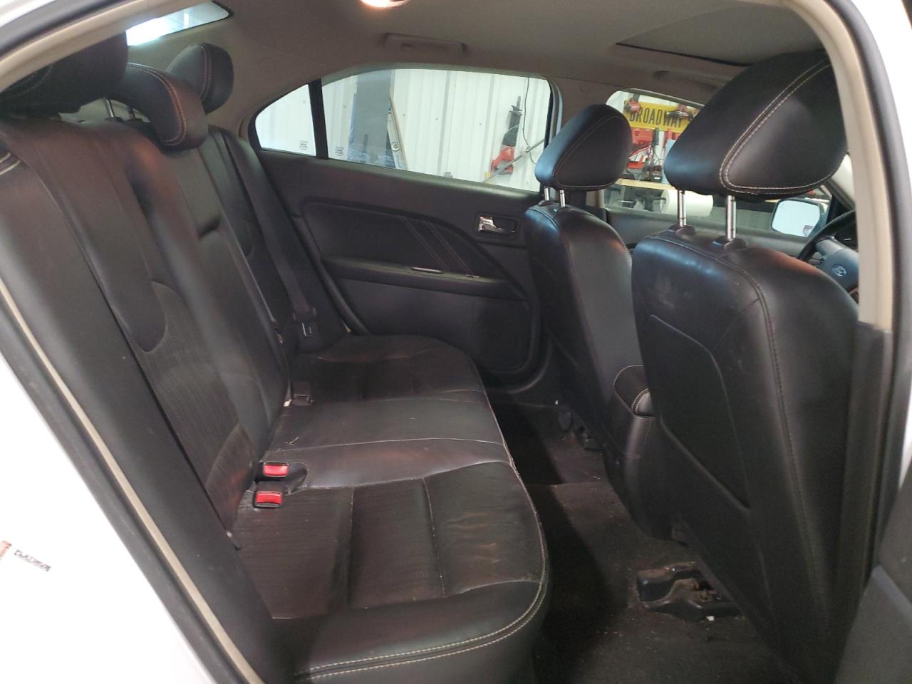 2011 Ford Fusion - Image 10