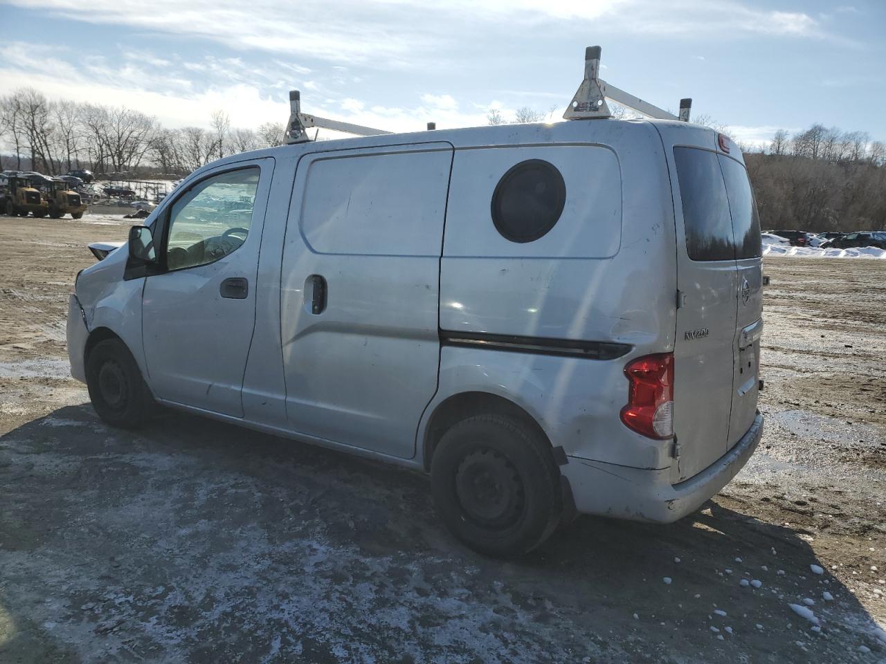 2015 Nissan NV - Image 2