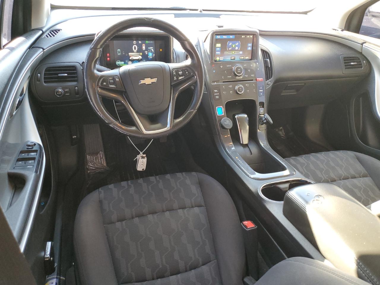 2014 Chevrolet Volt - Image 8