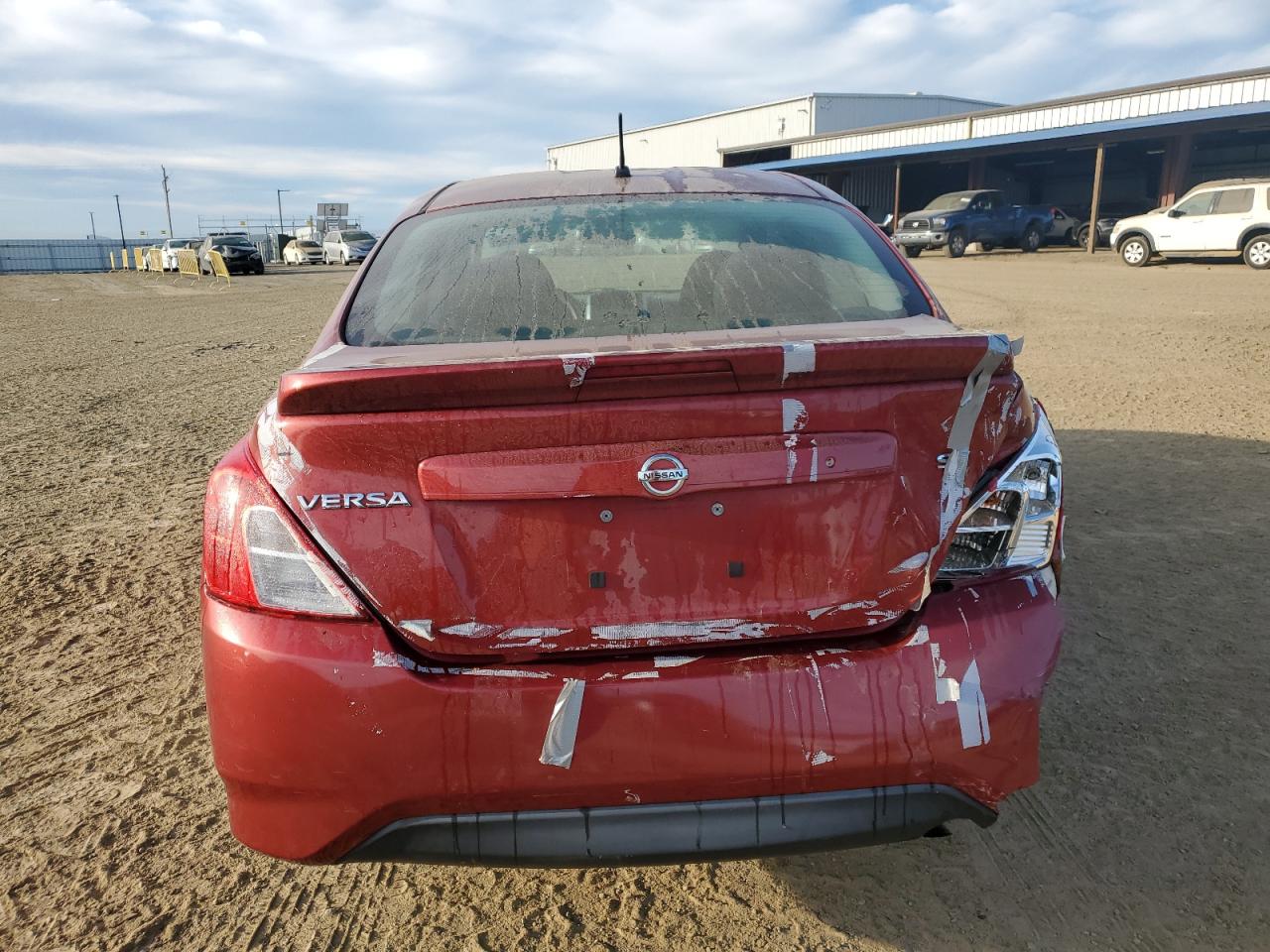 2017 Nissan Versa - Image 6