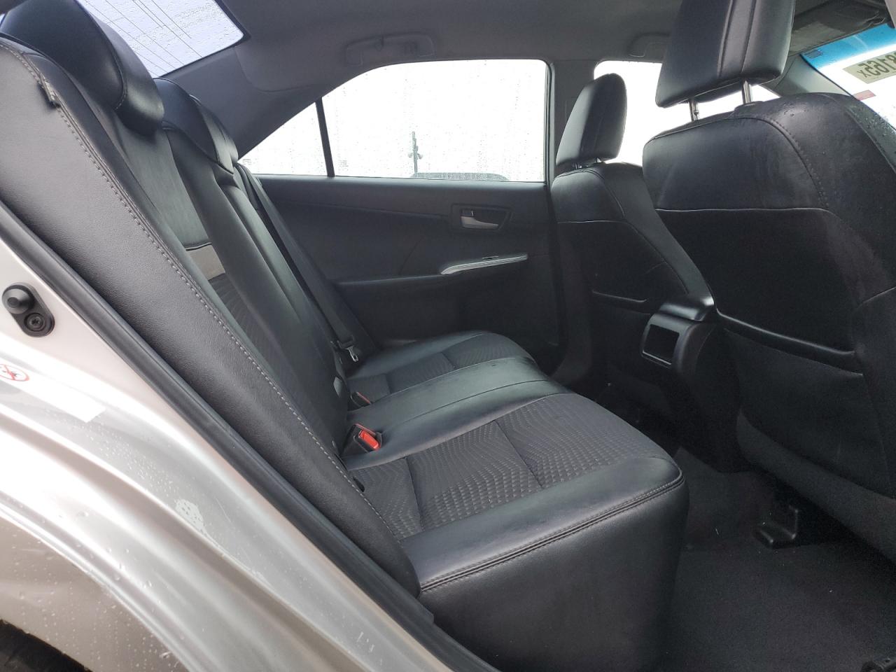 2013 Toyota Camry - Image 10