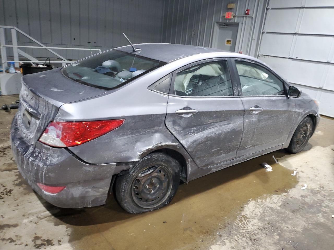 2014 Hyundai Accent - Image 3