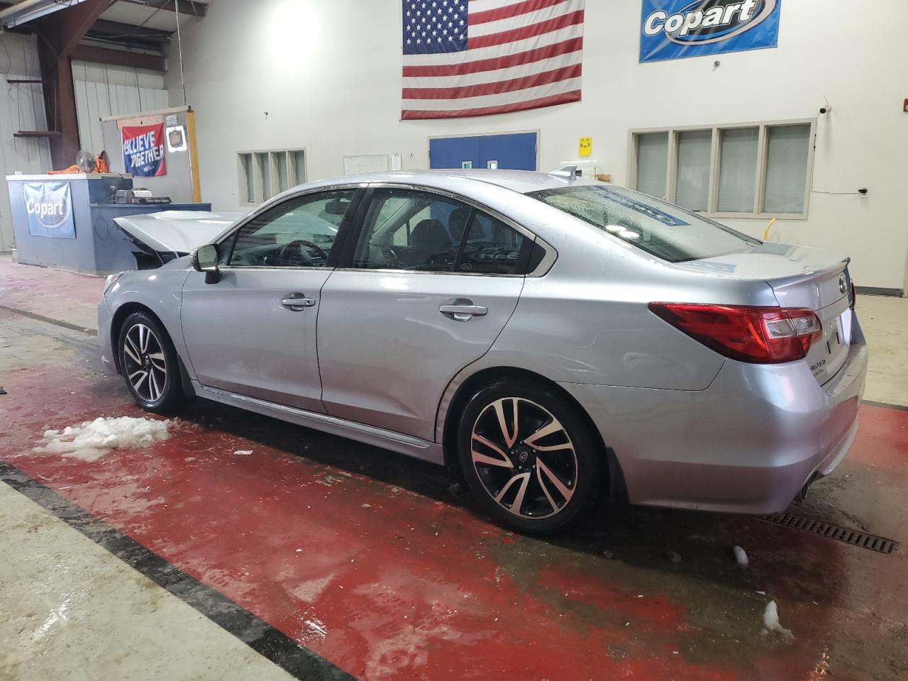 2017 Subaru Legacy - Image 2