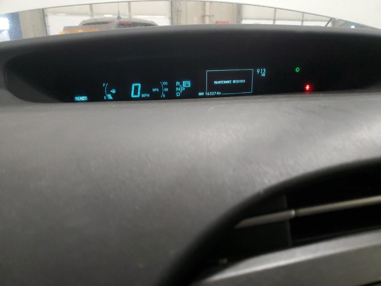 2015 Toyota Prius - Image 9