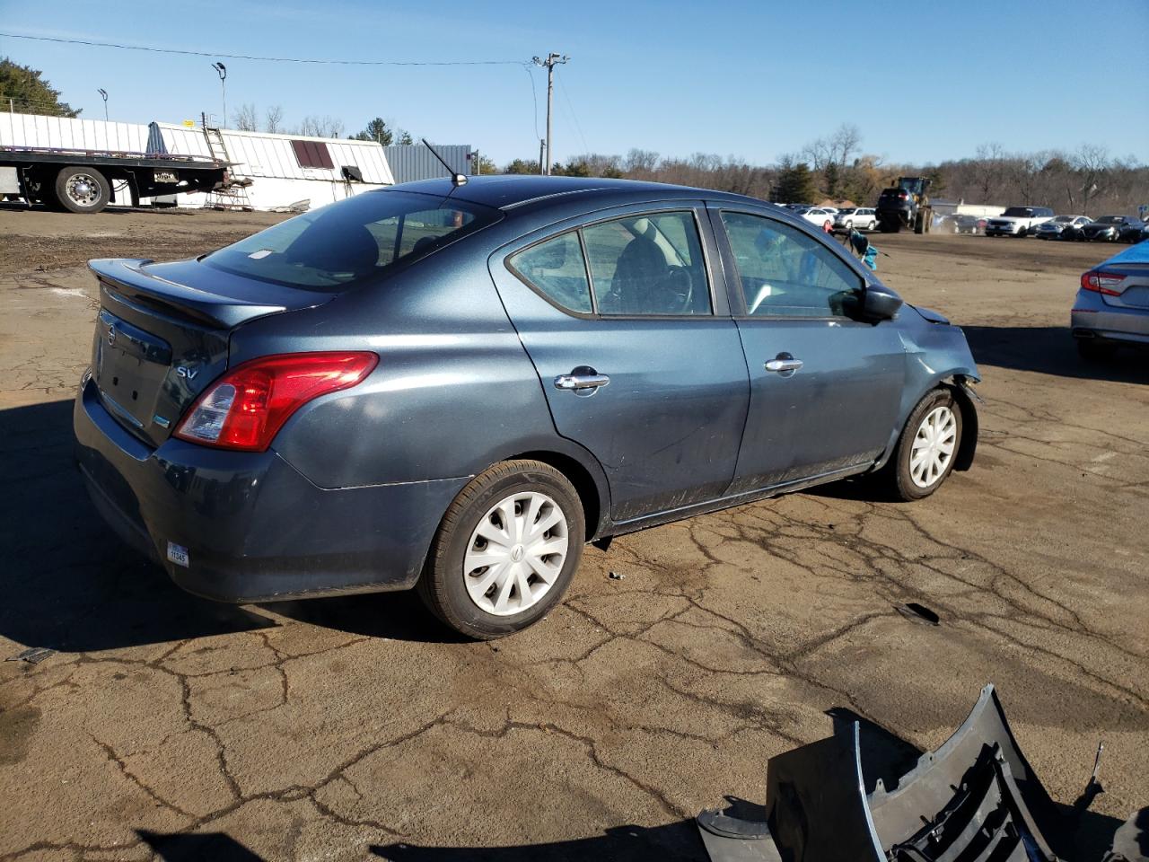 2016 Nissan Versa - Image 3