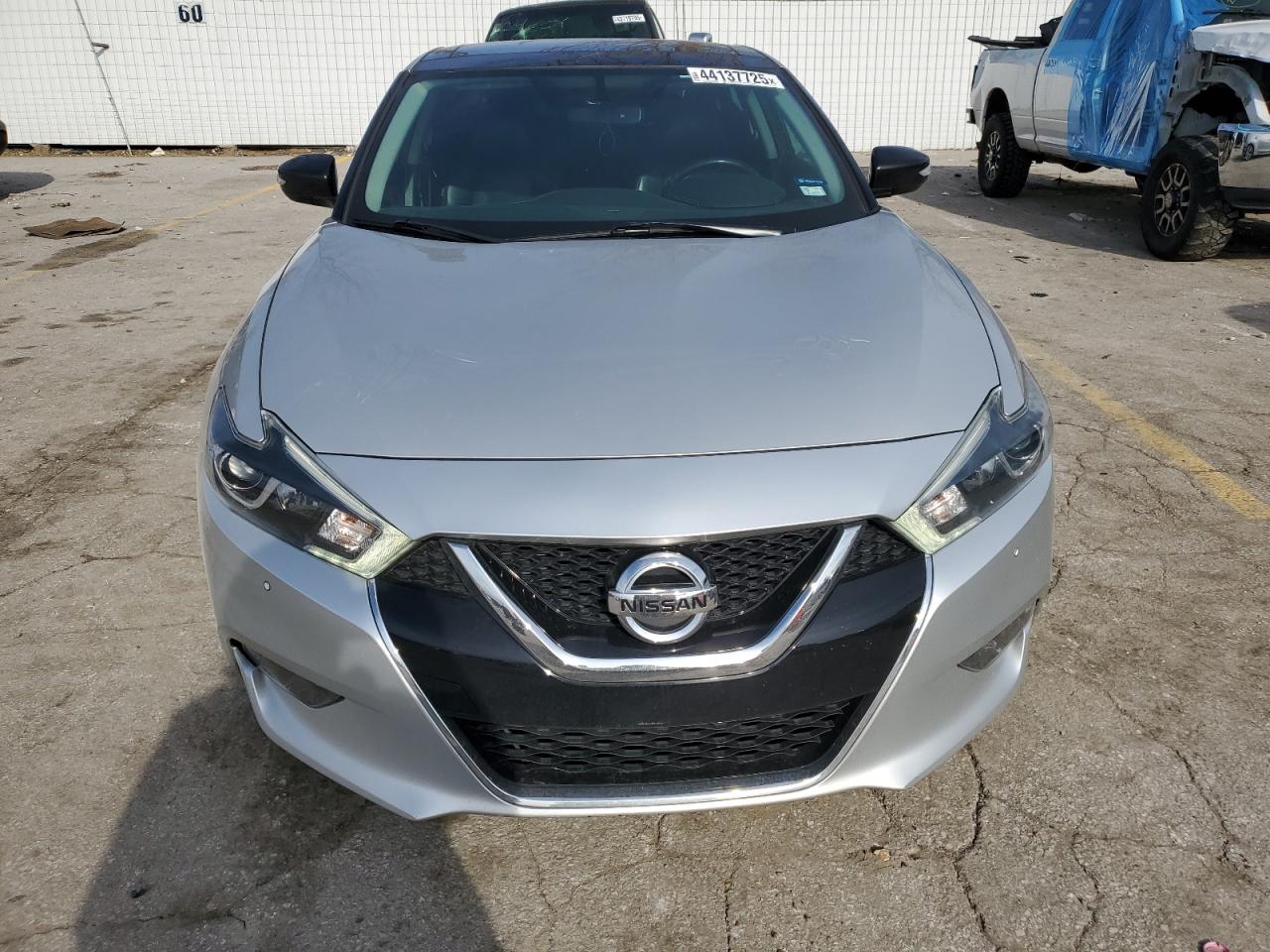 2018 Nissan Maxima - Image 5