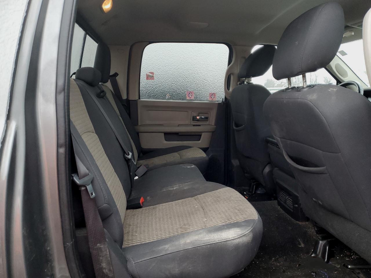 2012 Dodge RAM - Image 10
