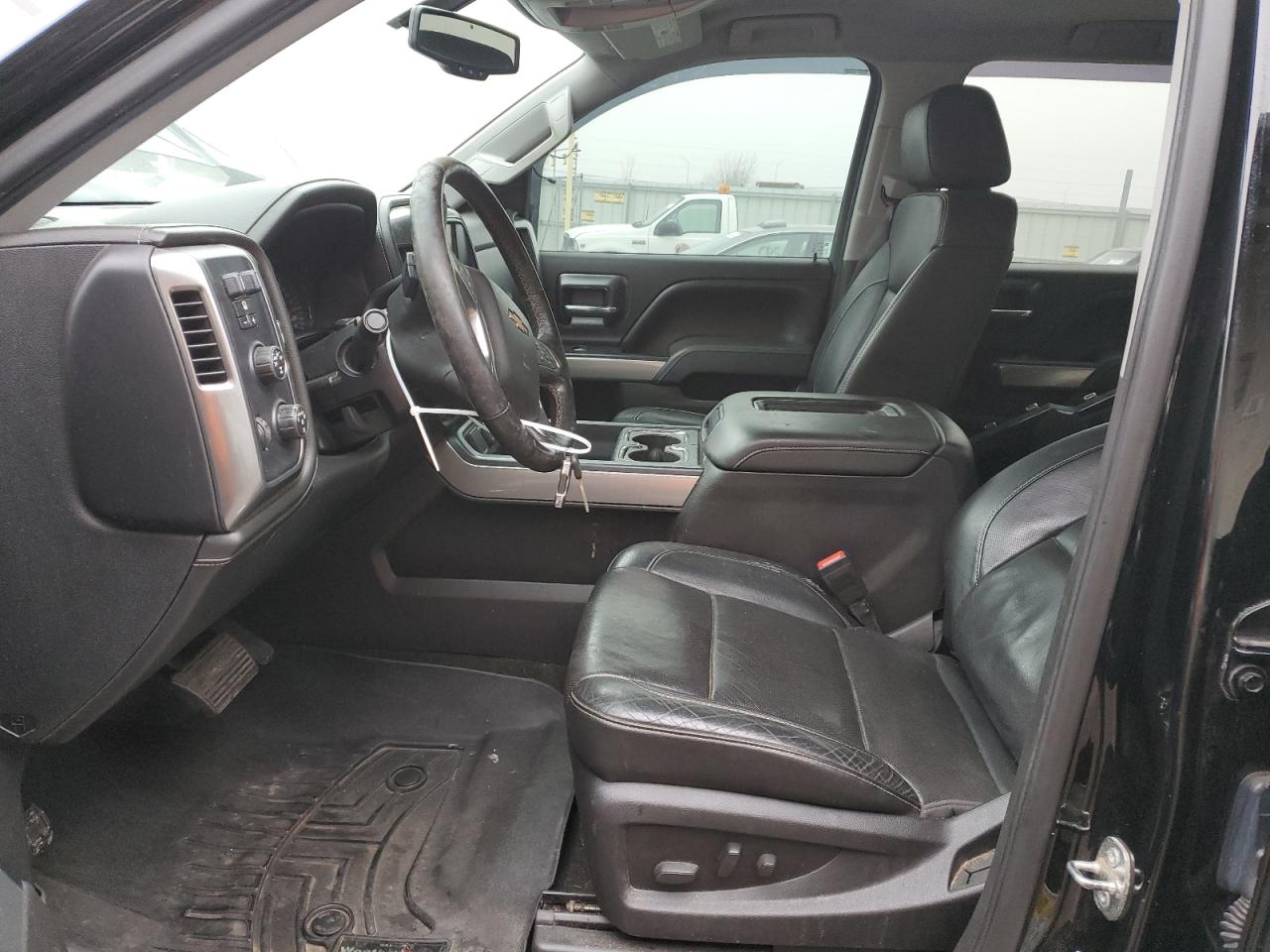 2016 Chevrolet Silverado - Image 7