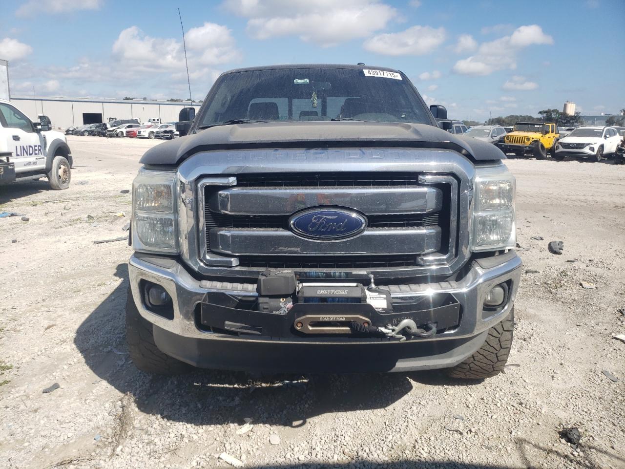 2013 Ford F250 - Image 5