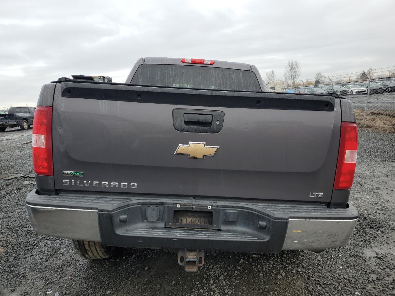 2010 Chevrolet Silverado - Image 6