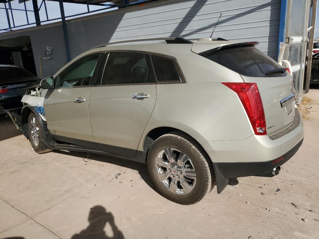 2016 Cadillac SRX - Image 2