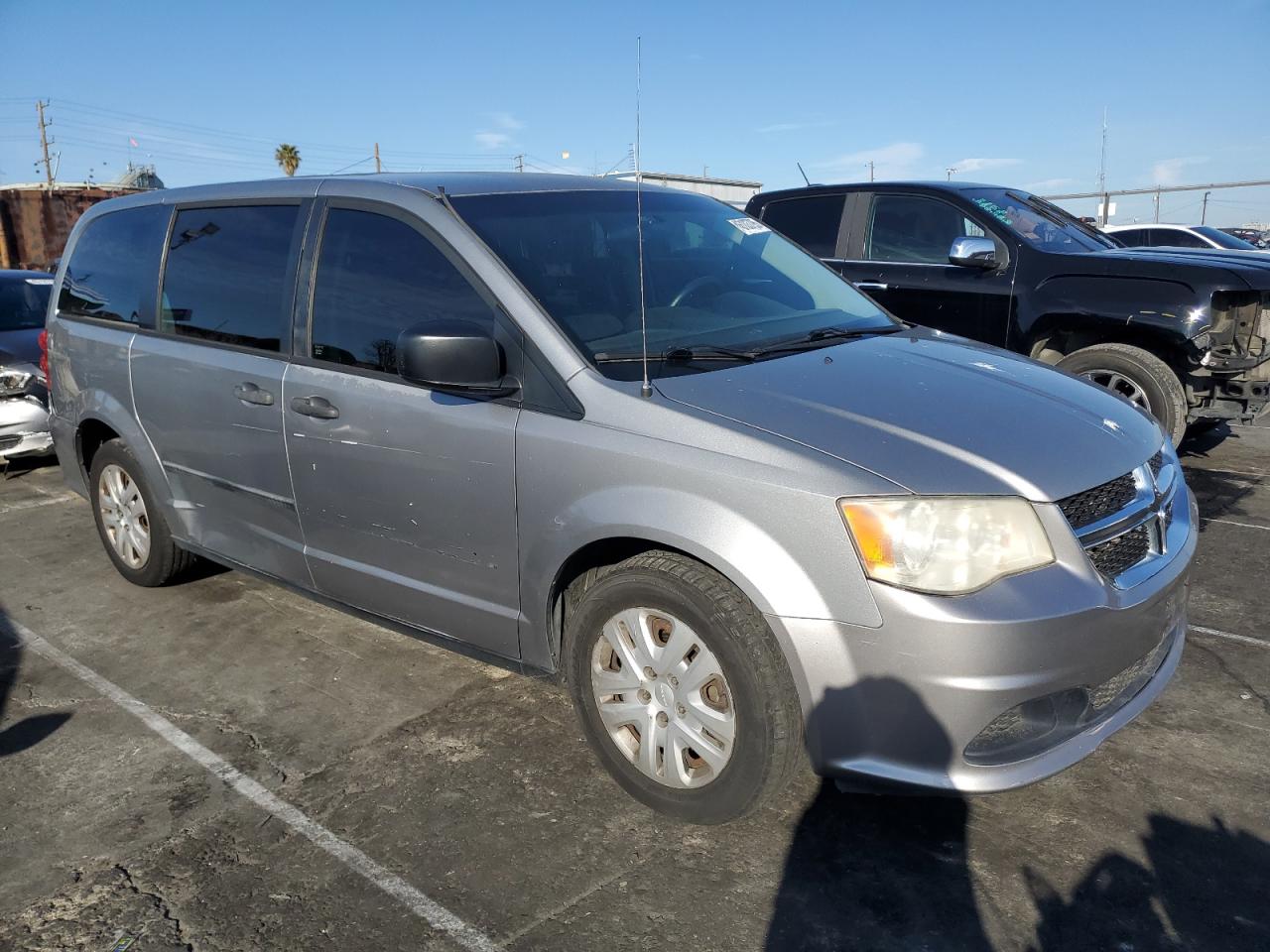 2014 Dodge Caravan - Image 4