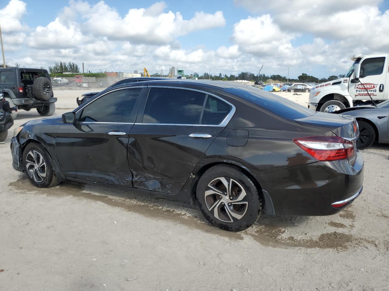 2016 Honda Accord - Image 2