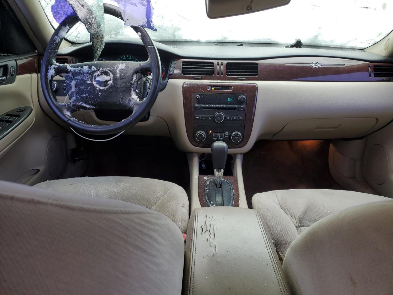 2010 Chevrolet Impala - Image 8