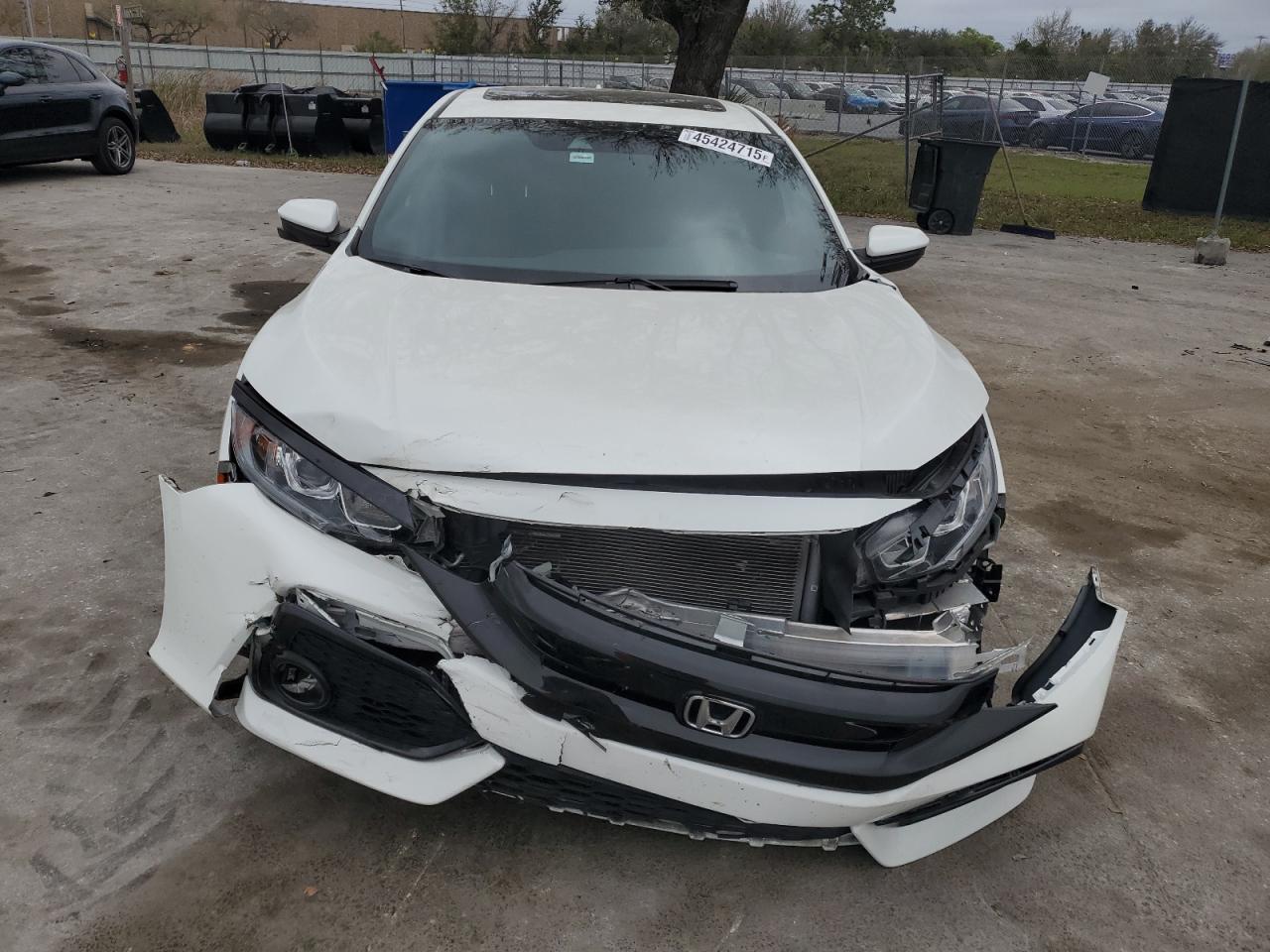 2019 Honda Civic - Image 5