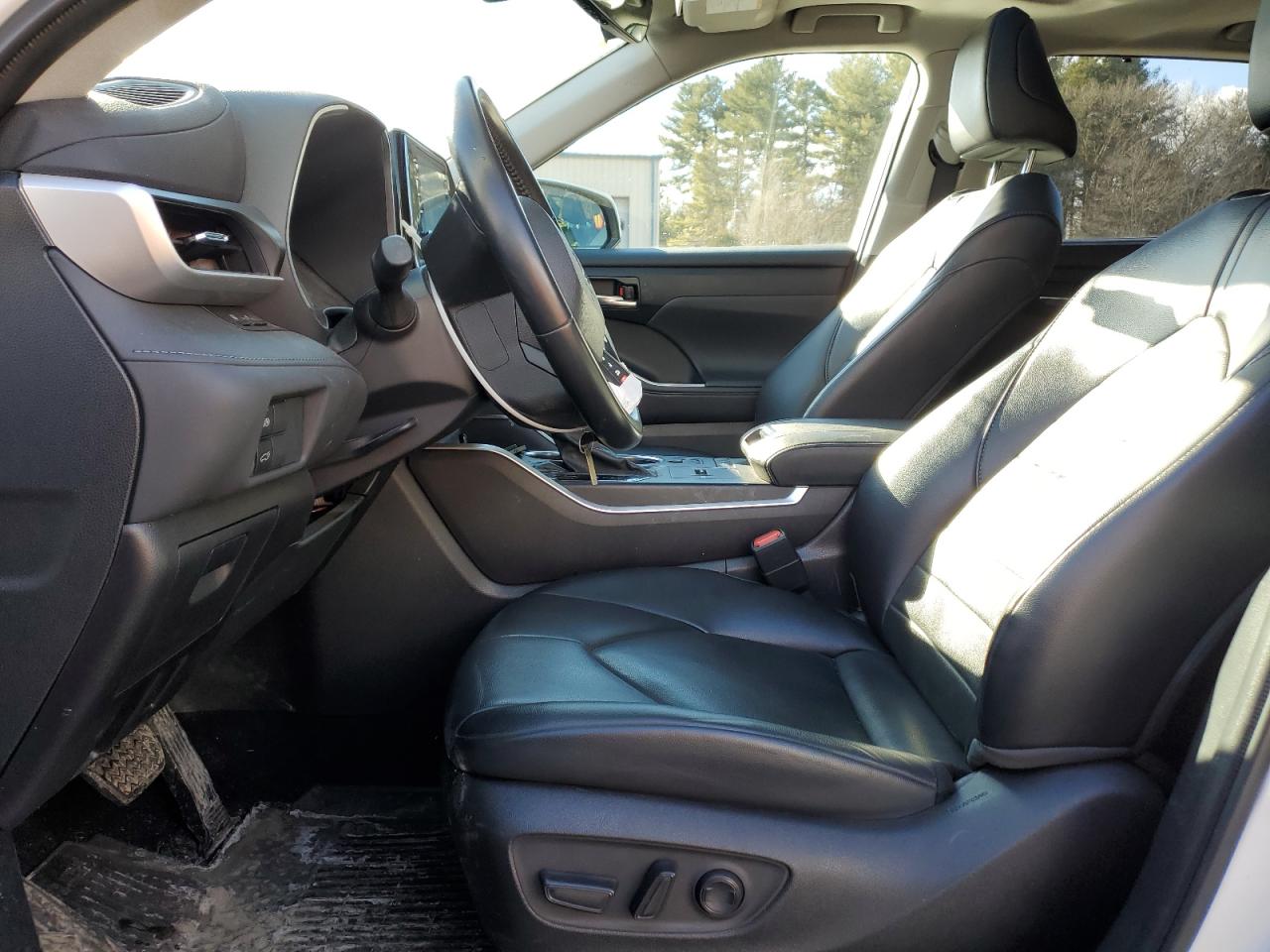 5TDHBRCH1NS545938 TOYOTA HIGHLANDER 2022