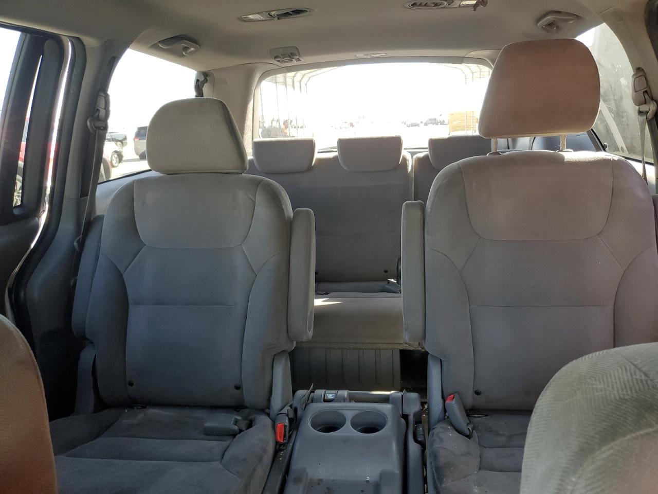 2008 Honda Odyssey - Image 10