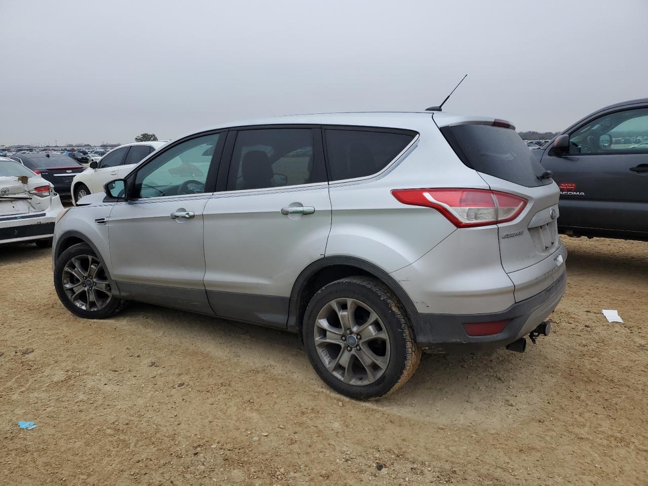 2013 Ford Escape - Image 2