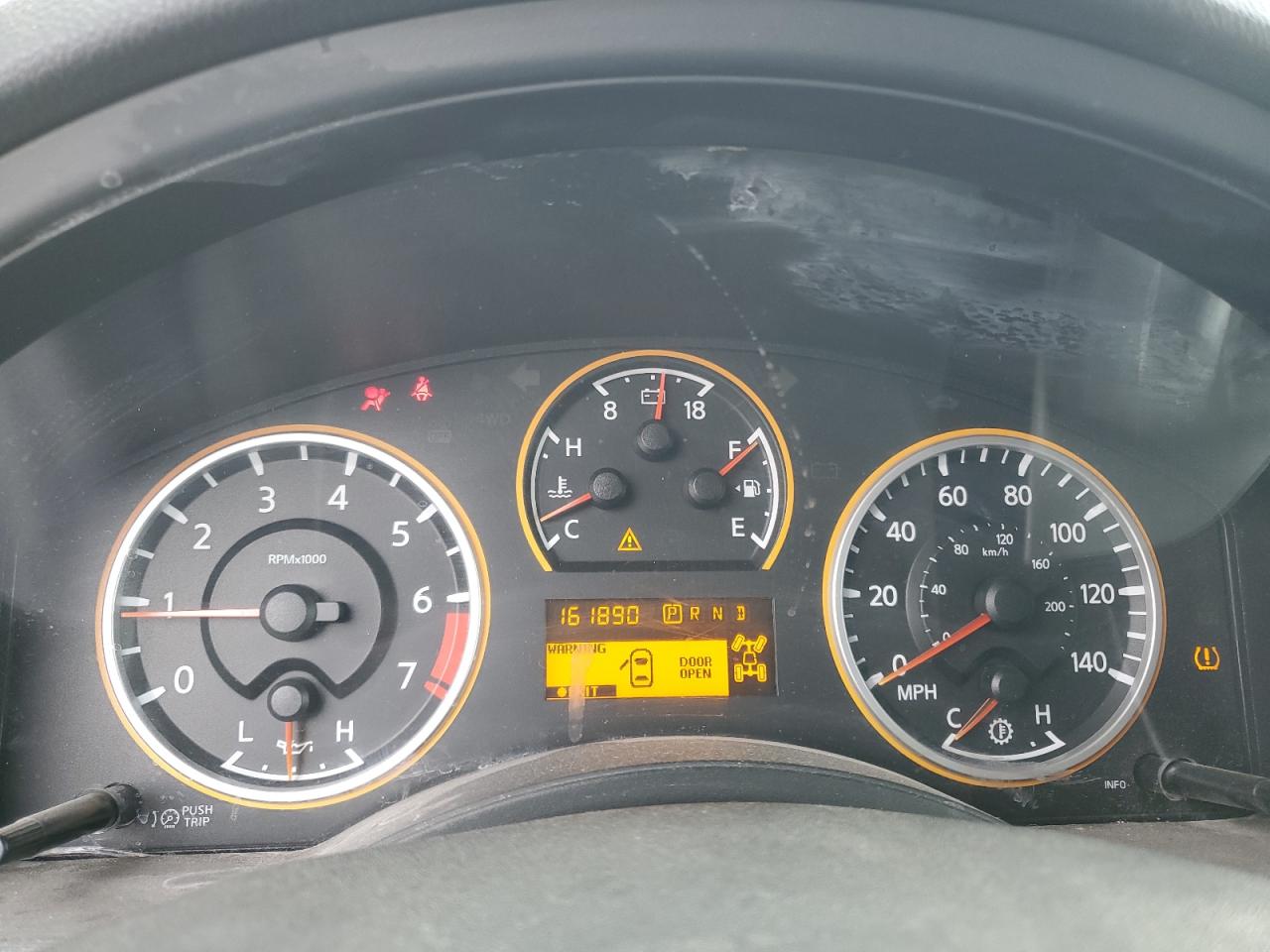 2008 Nissan Armada - Image 9