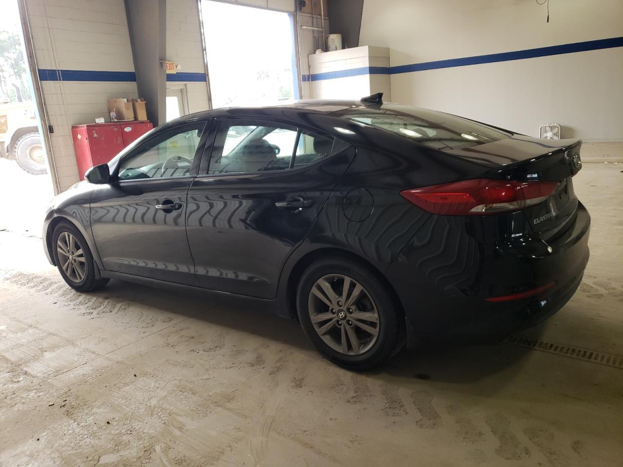 2018 Hyundai Elantra - Image 2