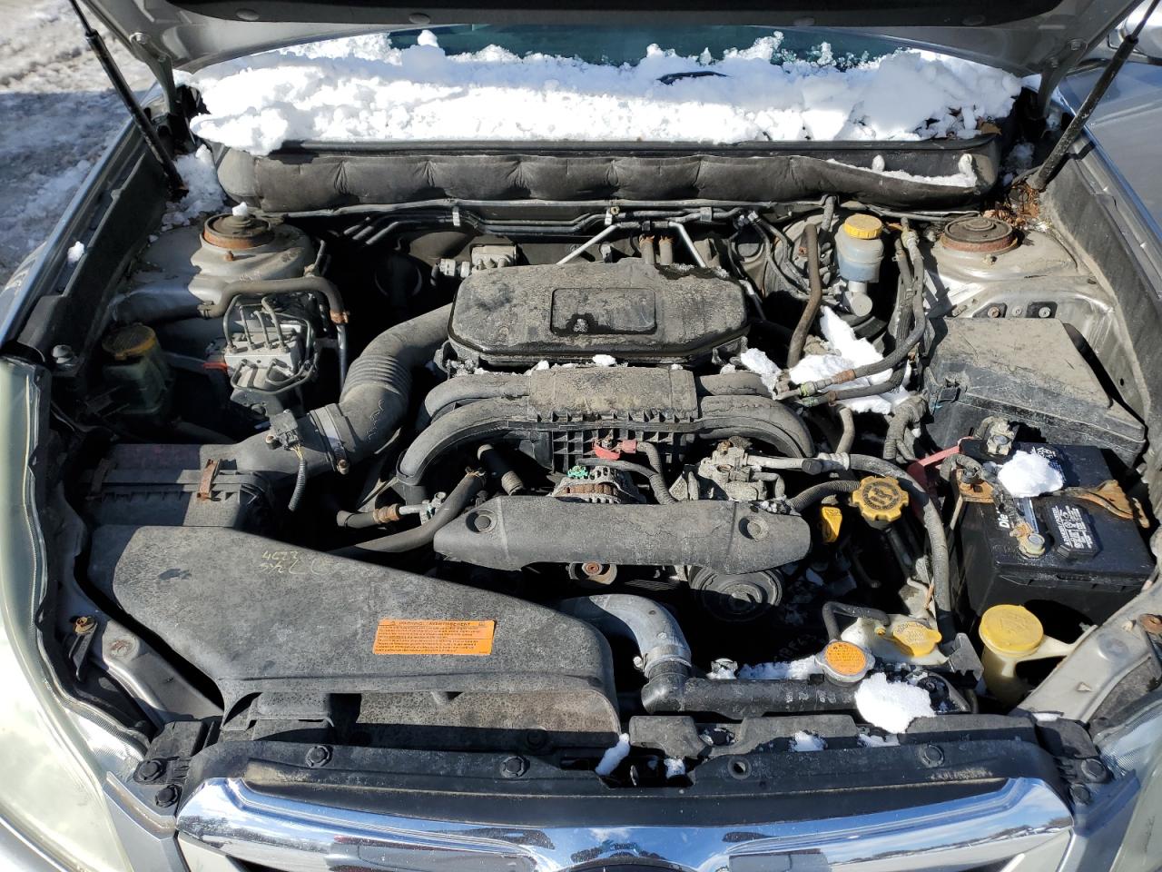 2011 Subaru Outback - Image 11
